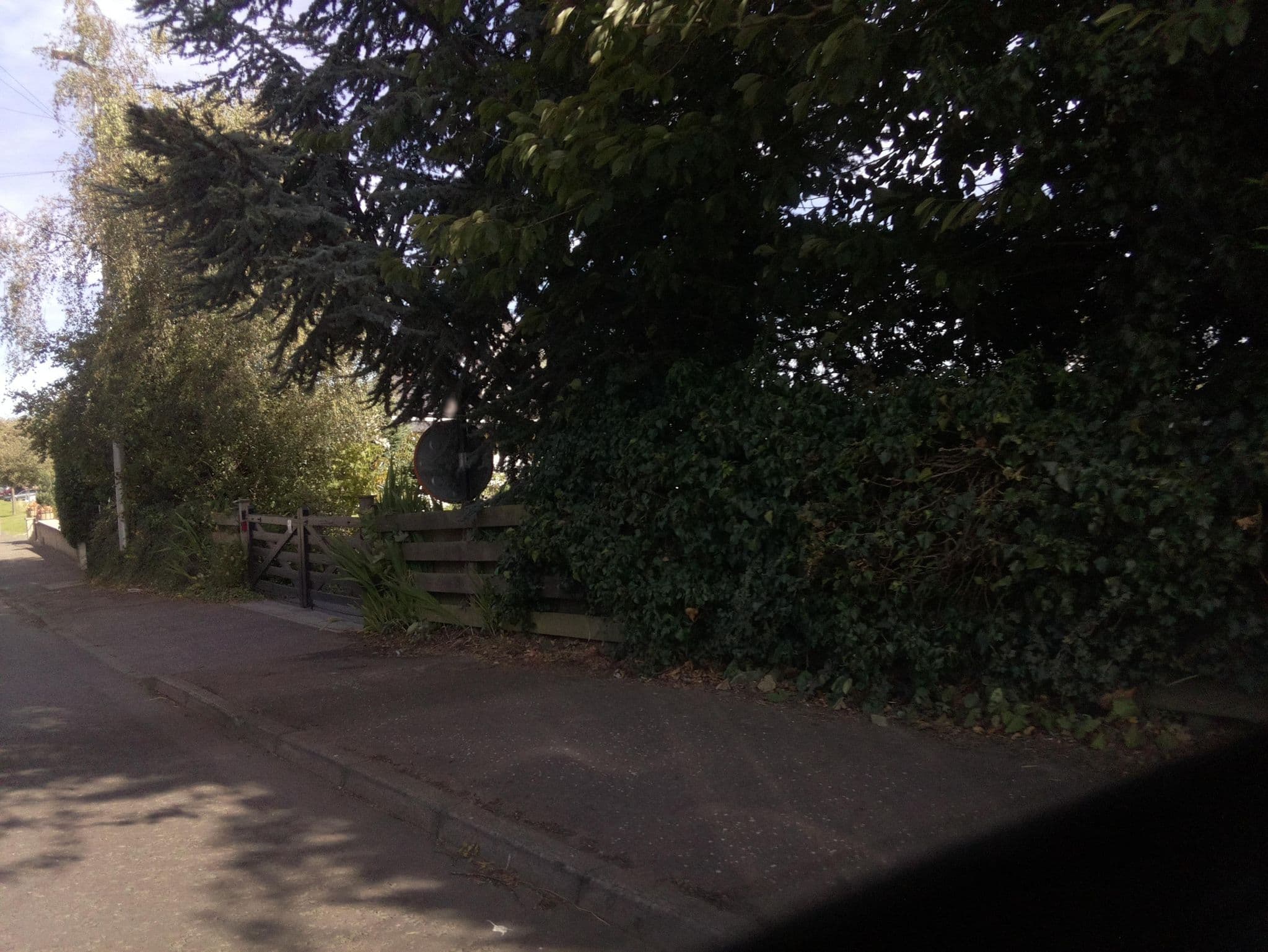 Street view near Roslin Self Catering Modern Luxury 1 Bedroom House with large family lounge, Roslin — © southglos (CC BY-SA · Mapillary)