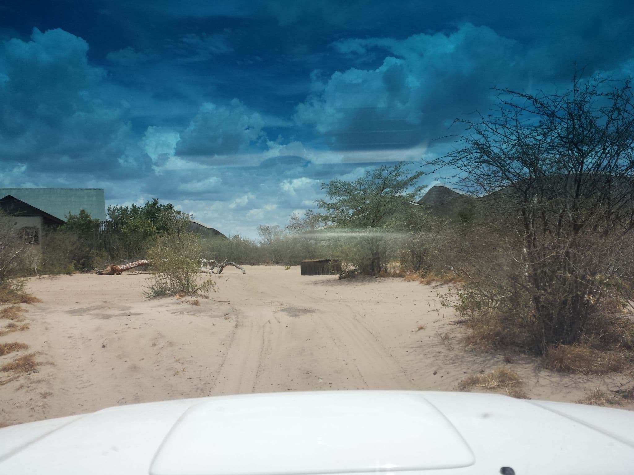 Street view near Tau Pan Camp, Sehithwa — © staehler (CC BY-SA · Mapillary)