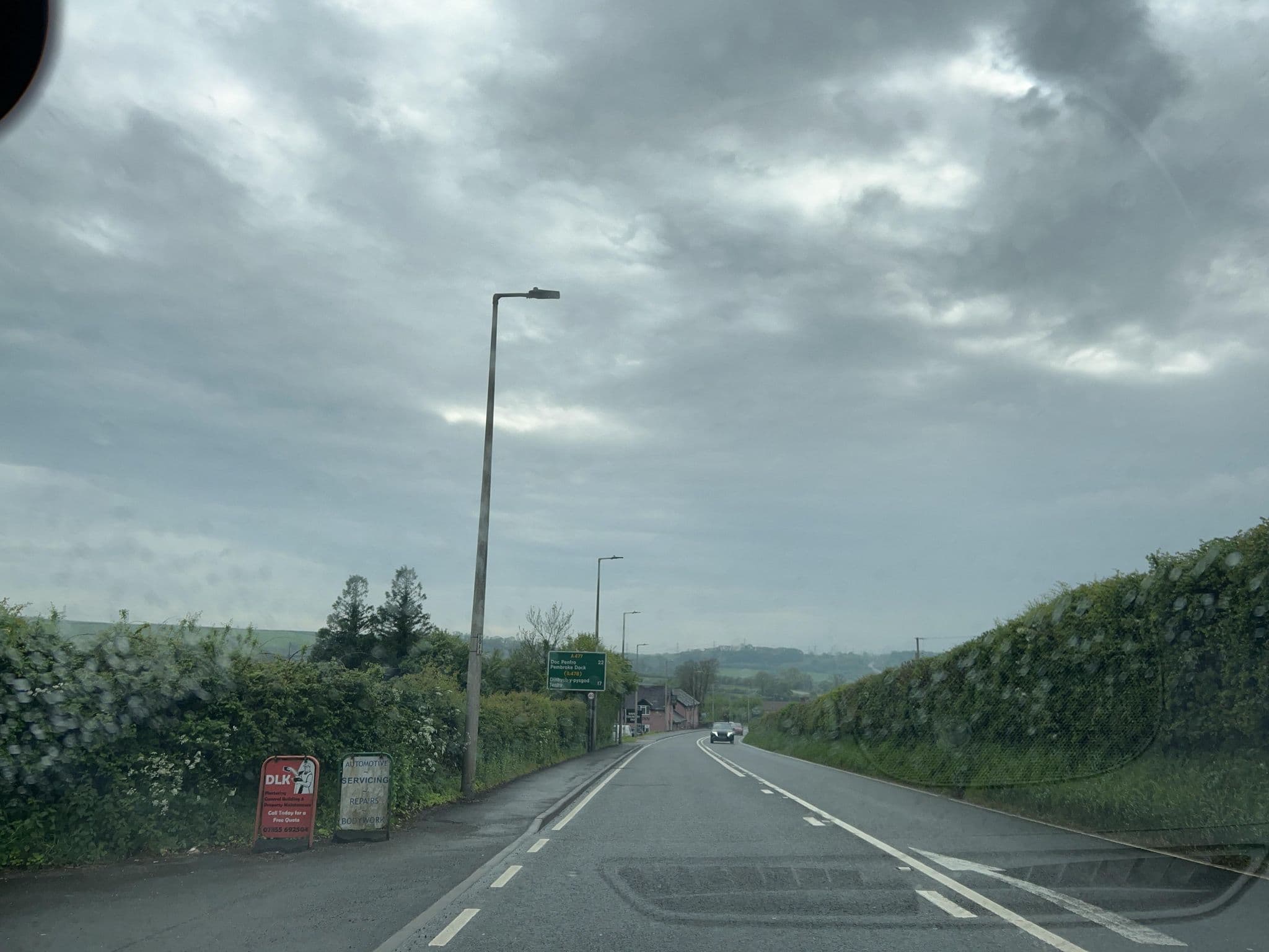 Street view near Savoy Country Inn, Saint Clears — © rac_uk2 (CC BY-SA · Mapillary)