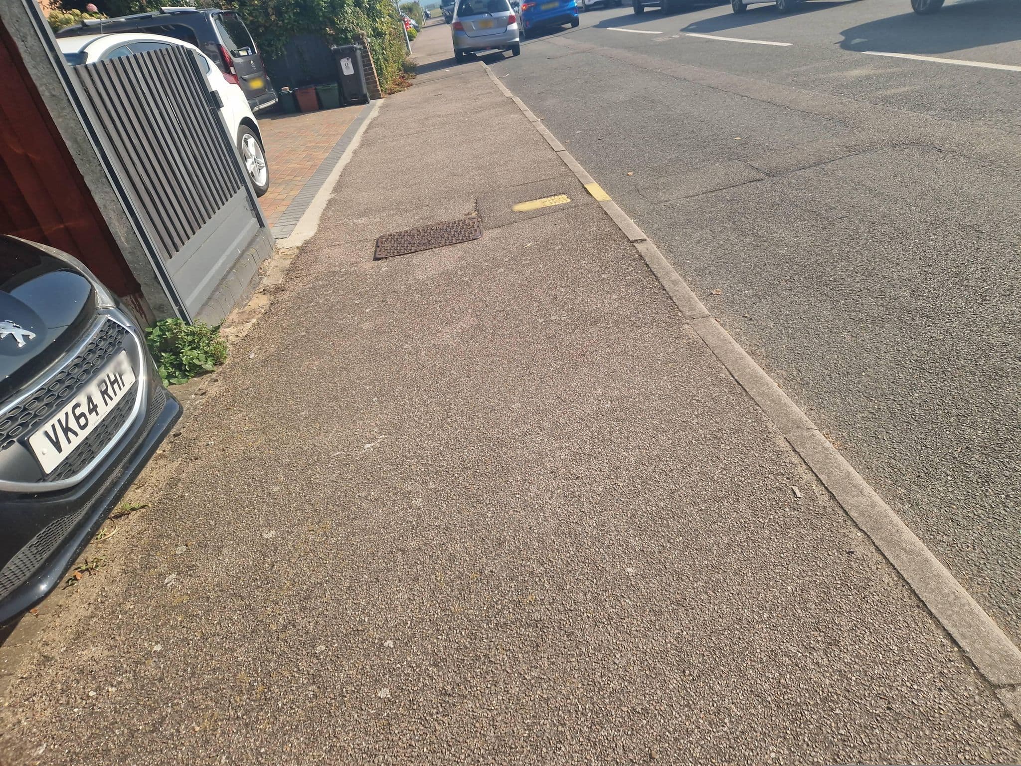 Street view near Martello Bay Hotel, Clacton-on-Sea — © edloach (CC BY-SA · Mapillary)