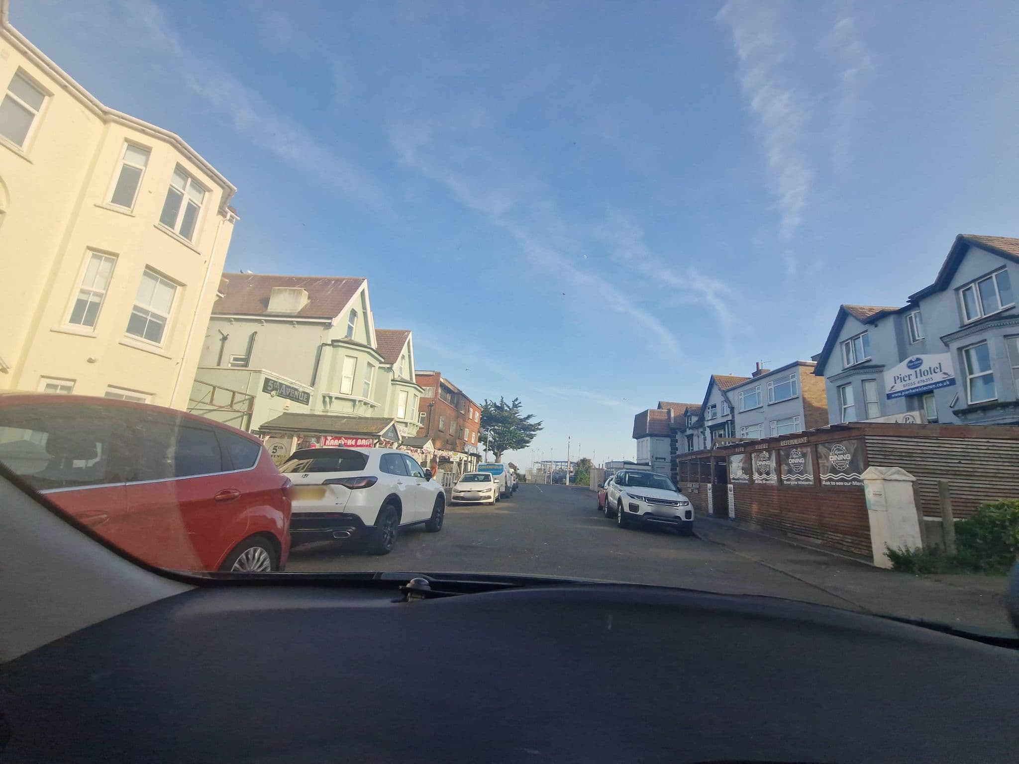Street view near Edensor Hotel, Clacton-on-Sea — © edloach (CC BY-SA · Mapillary)