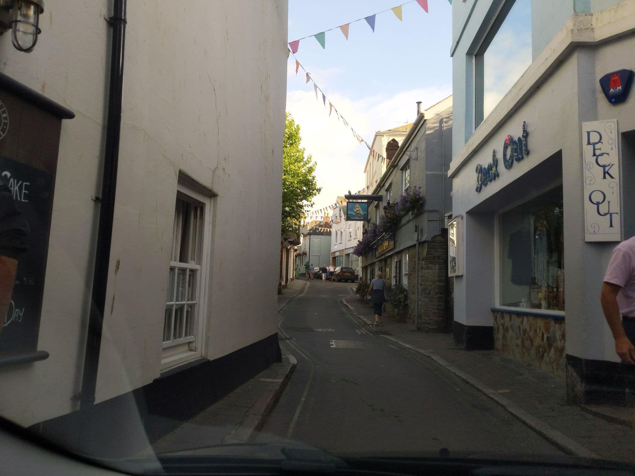 Street view near Victoria Inn, Salcombe, Salcombe — © WaggyDog (CC BY-SA · Mapillary)