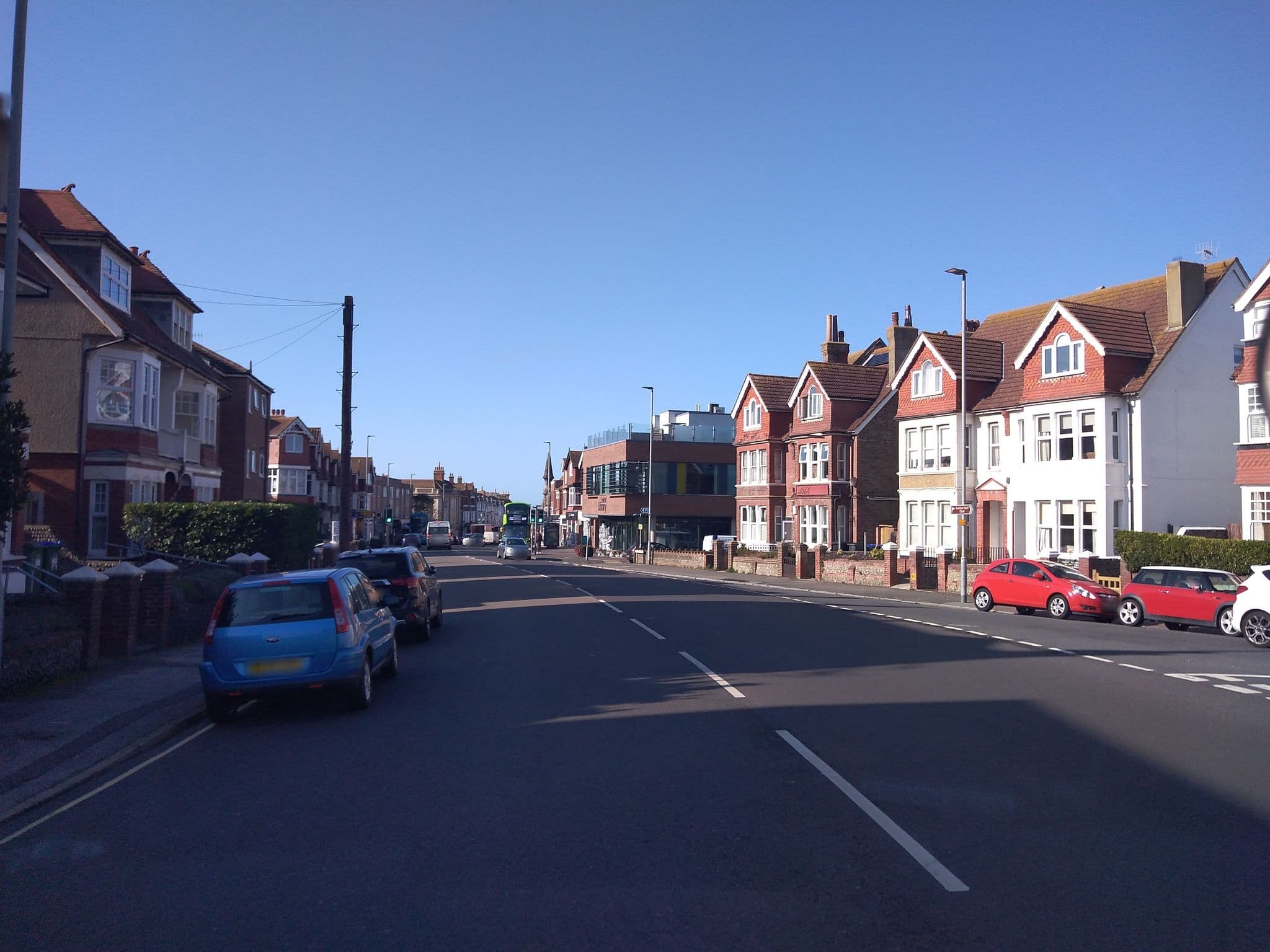 Street view near Richie's Guesthouse, Seaford — © andreste96 (CC BY-SA · Mapillary)