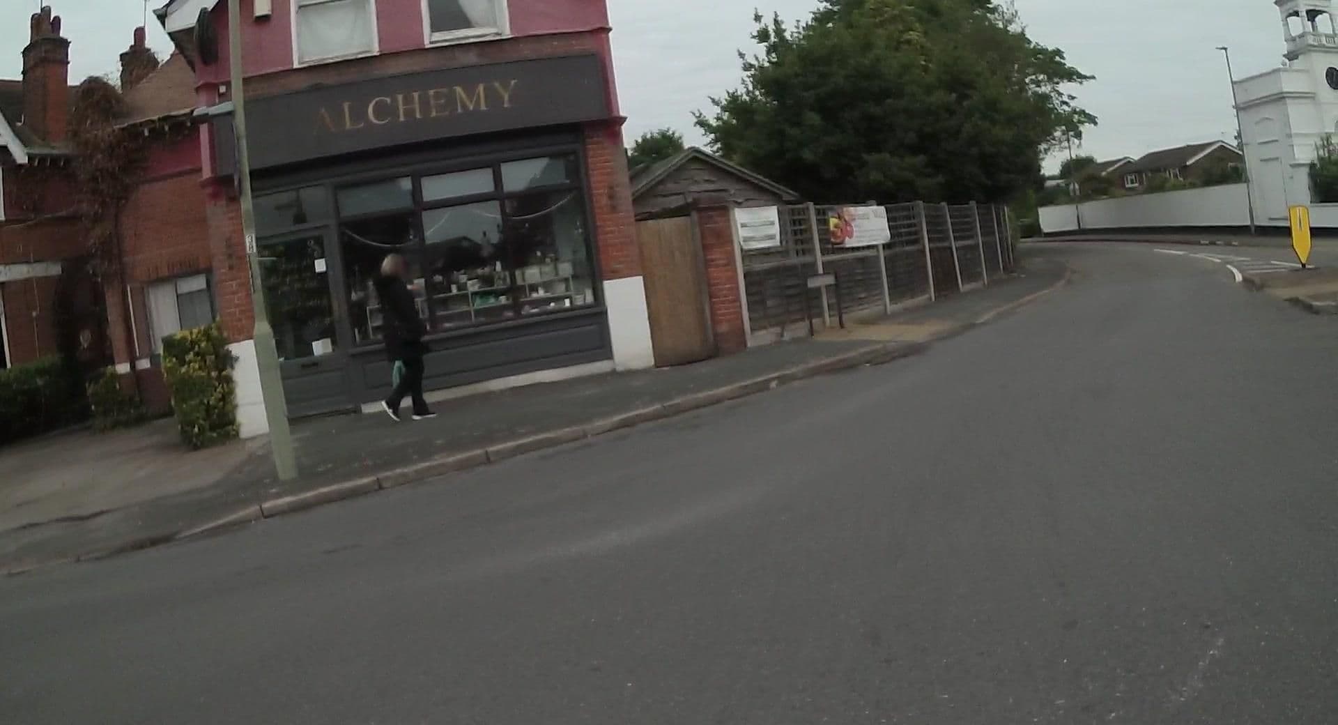 Street view near The Blue Anchor, West Byfleet — © jpennycook (CC BY-SA · Mapillary)