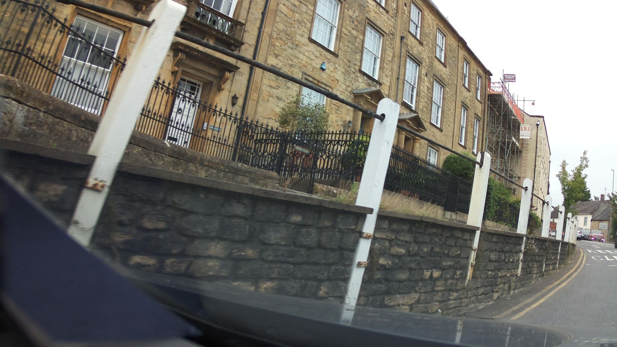 Street view near Crown Hotel, Sherborne — © southglos (CC BY-SA · Mapillary)