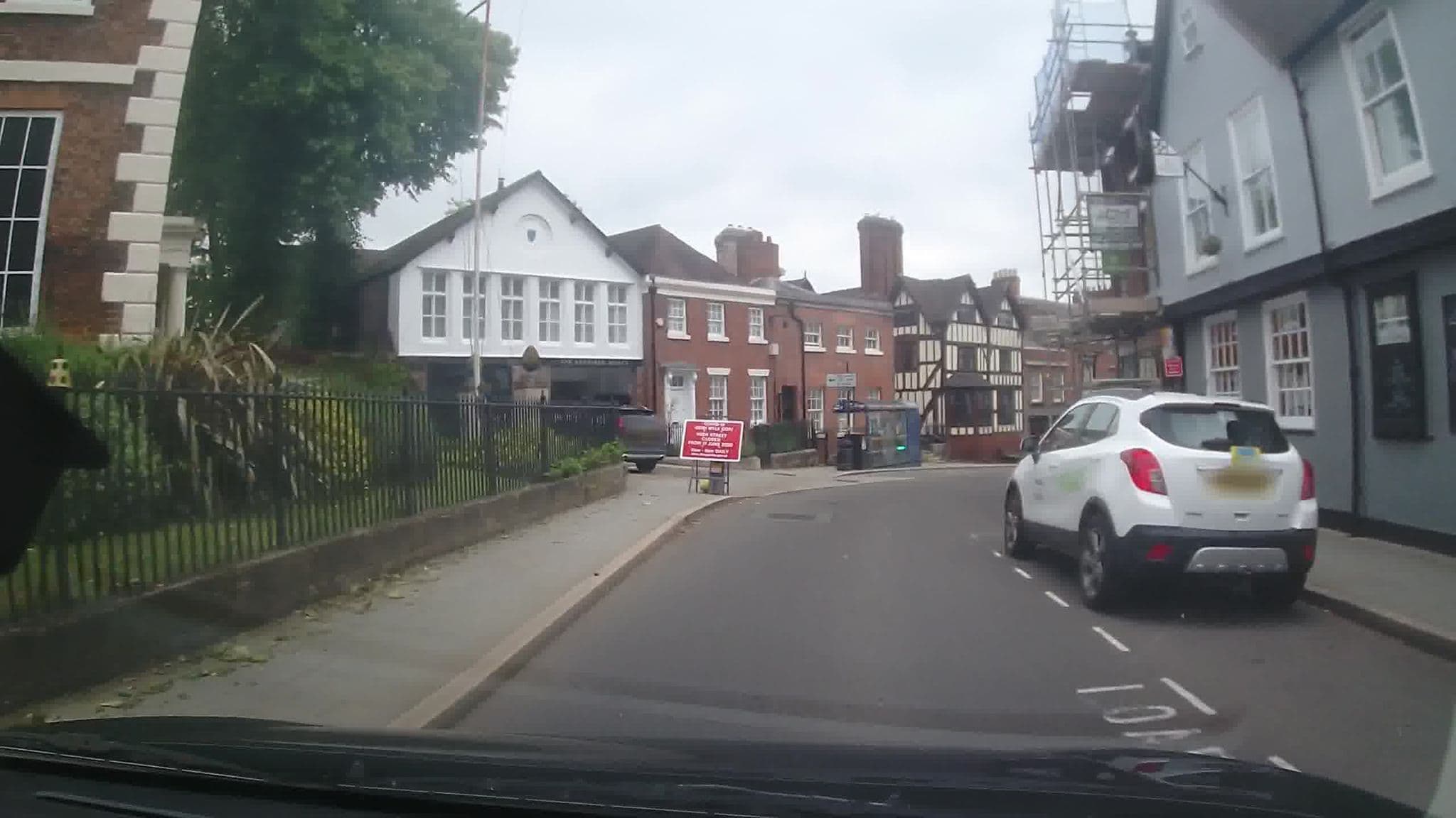 Street view near RHUBARB at Drapers Hall, Shrewsbury — © trigpoint (CC BY-SA · Mapillary)