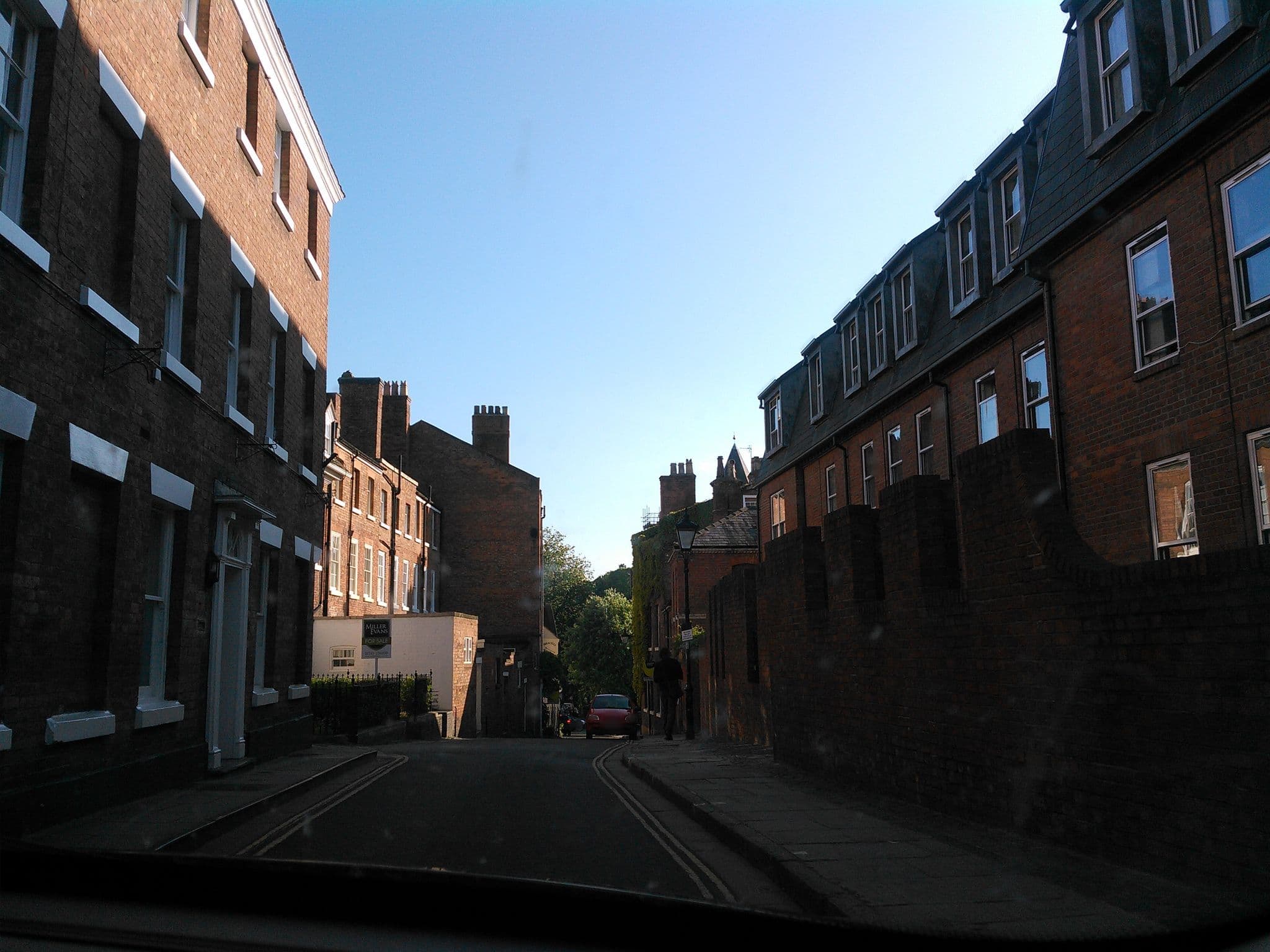Street view near Talbot House Hotel, Shrewsbury — © trigpoint (CC BY-SA · Mapillary)