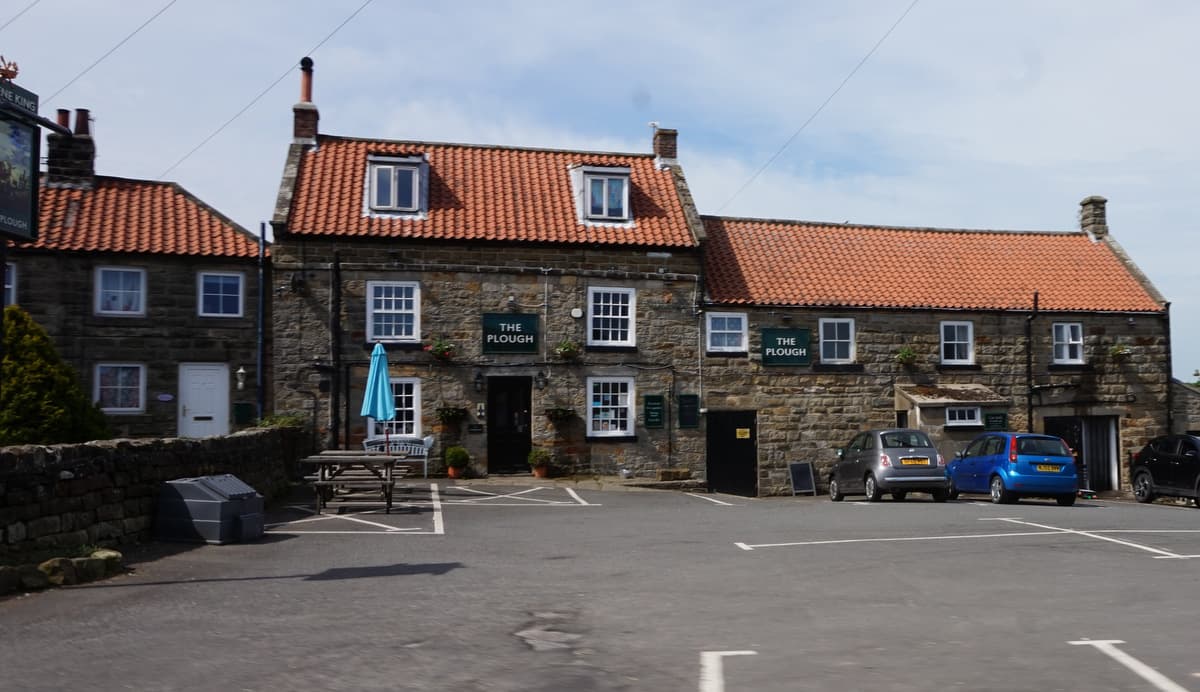The Plough (via Wikimedia Commons, CC BY-SA 2.0)