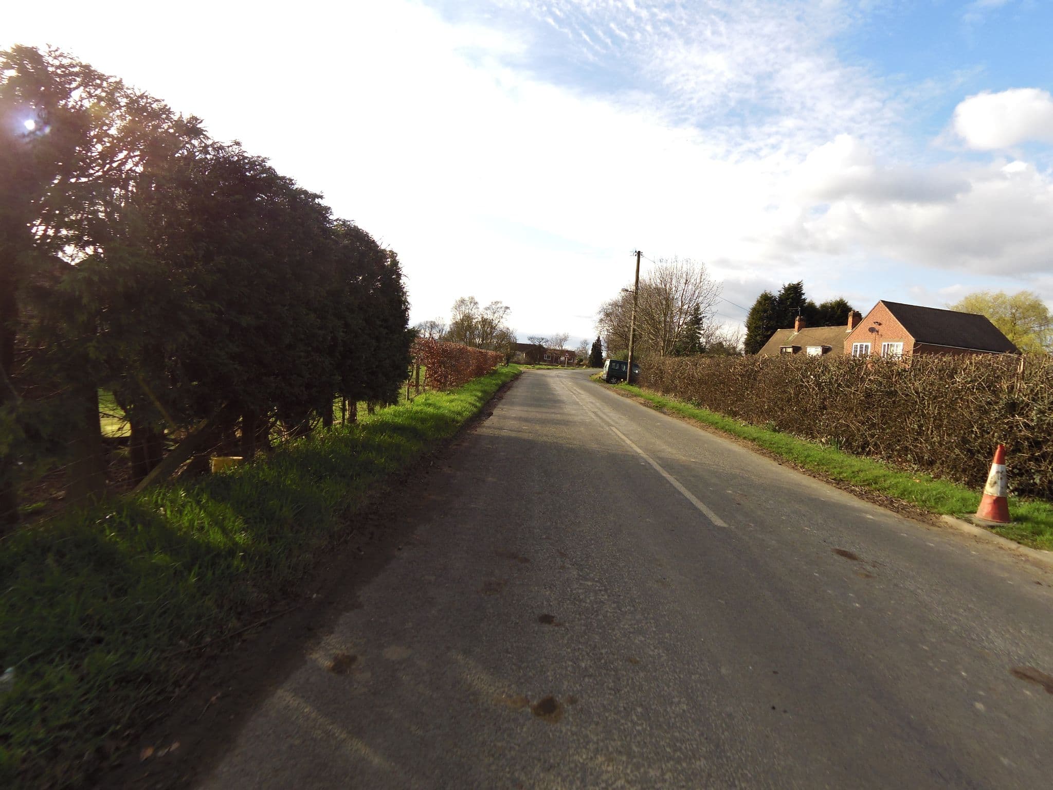 Street view near Apple Blossom Caravan and Camping, Snaith — © smsm1 (CC BY-SA · Mapillary)