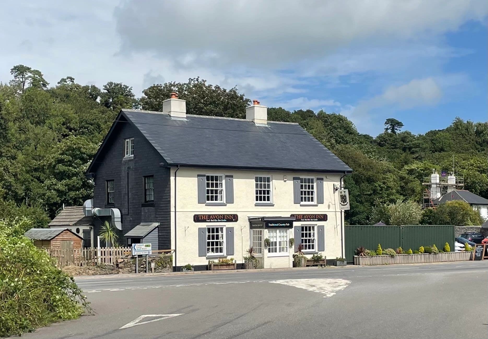 The Avon Inn, South Brent