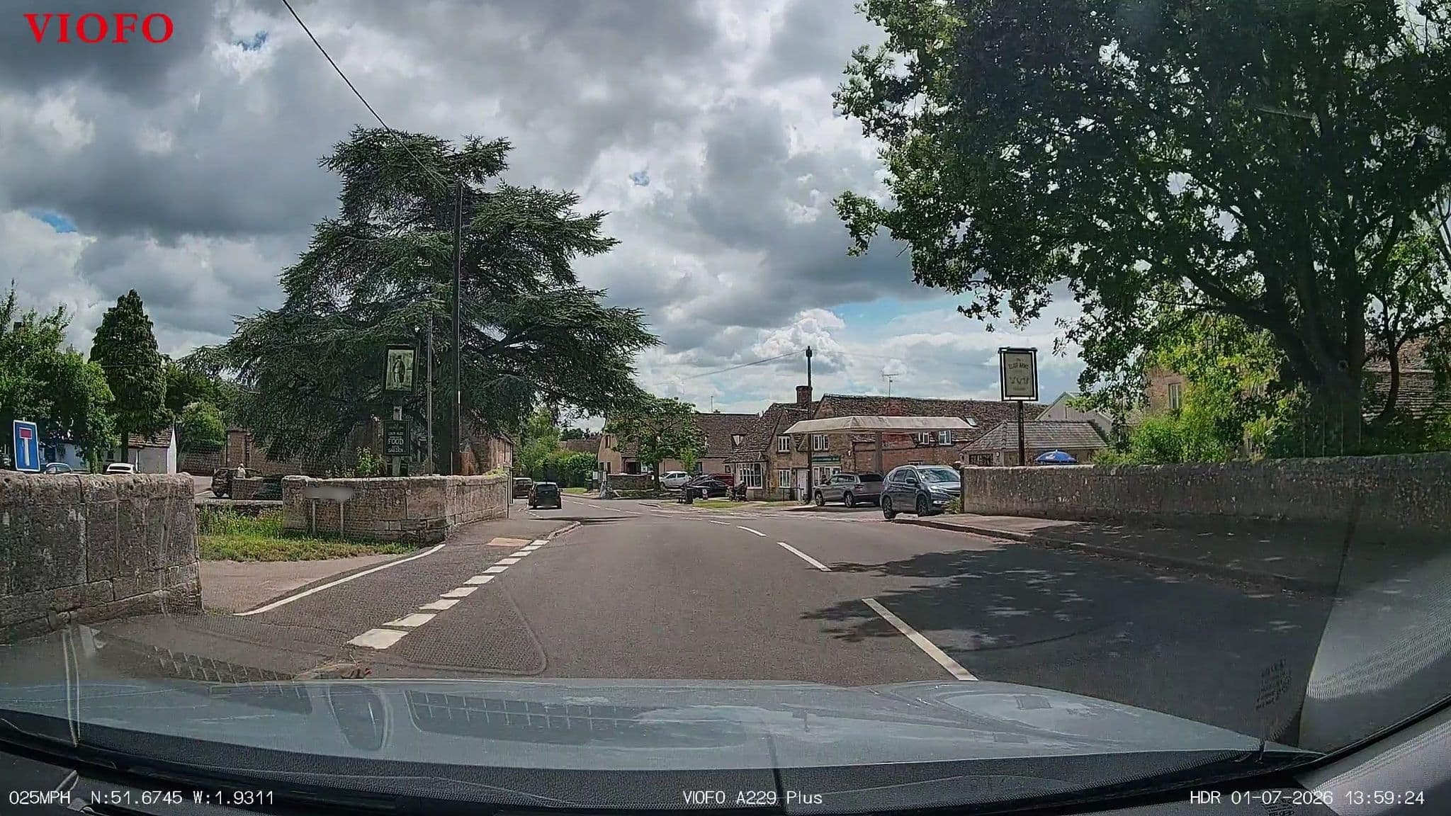 Street view near Eliot Arms, South Cerney — © RyanBush (CC BY-SA · Mapillary)