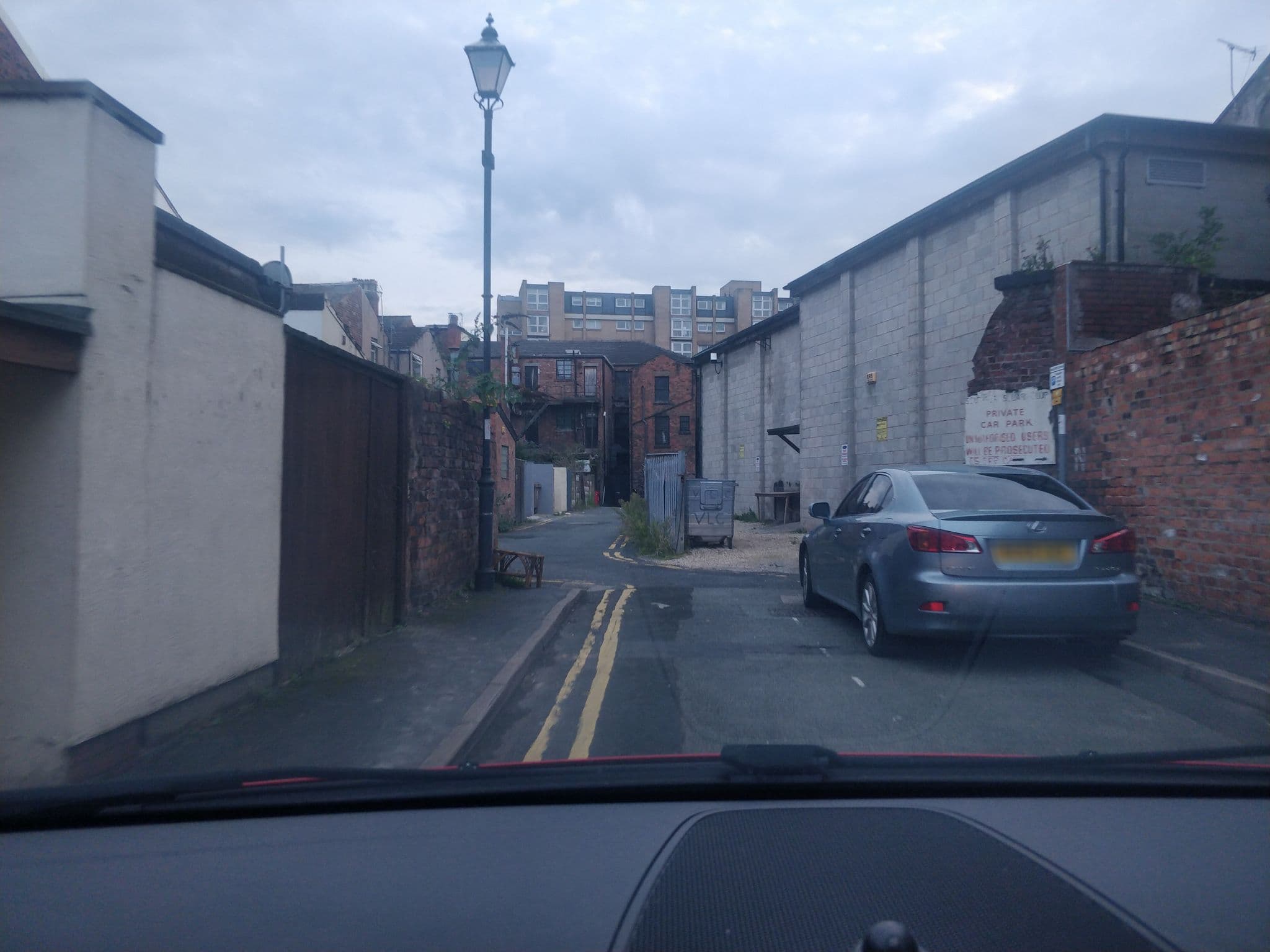 Street view near The Captain's Quarters Guest House, Southport — © davidsong (CC BY-SA · Mapillary)
