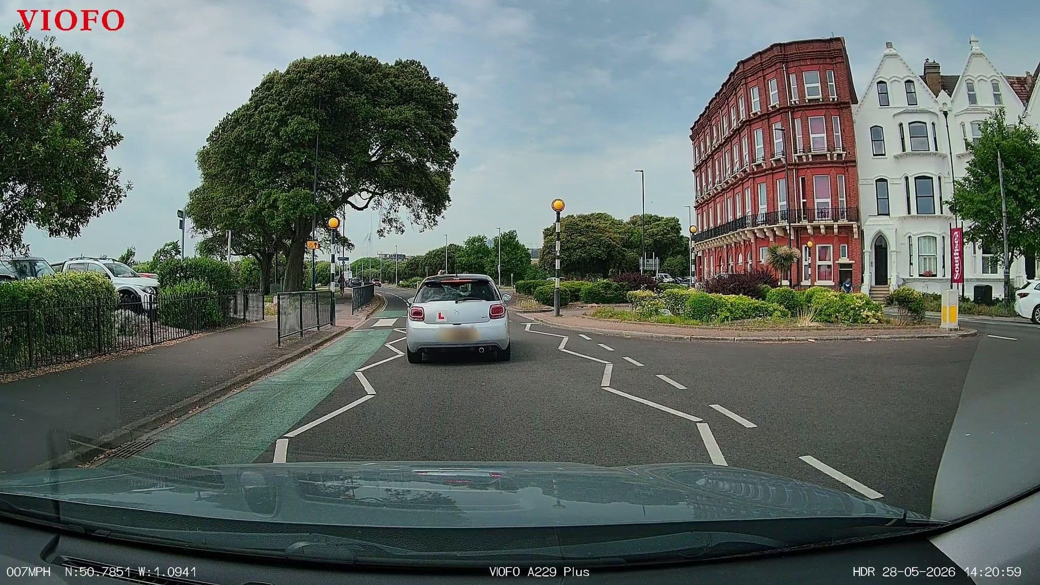 Street view near Conference, Southsea — © RyanBush (CC BY-SA · Mapillary)