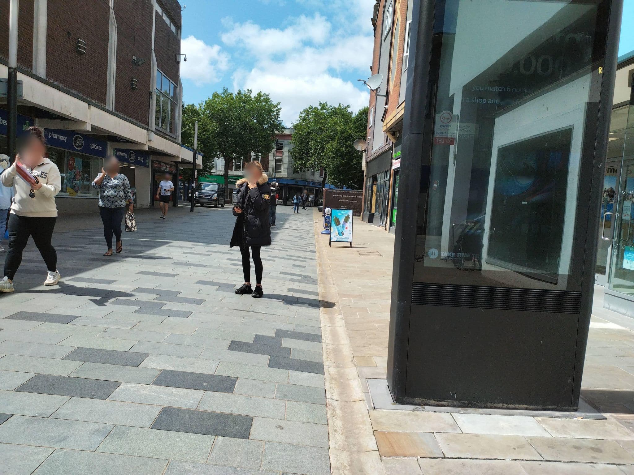 Street view near Womble Inn, St Helens — © tonys999 (CC BY-SA · Mapillary)