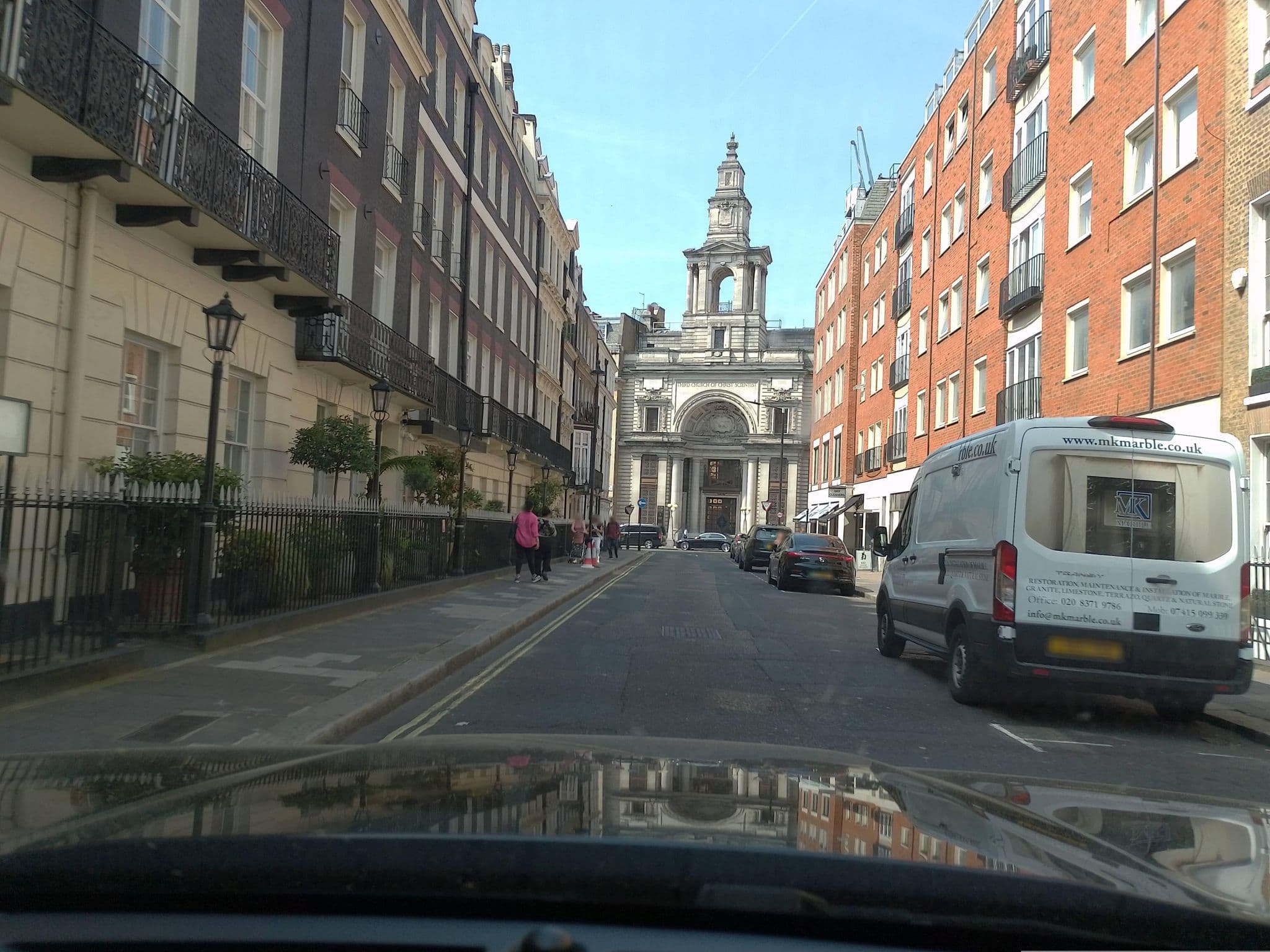 Street view near Small Luxury Hotel of the World, St James's — © laye (CC BY-SA · Mapillary)