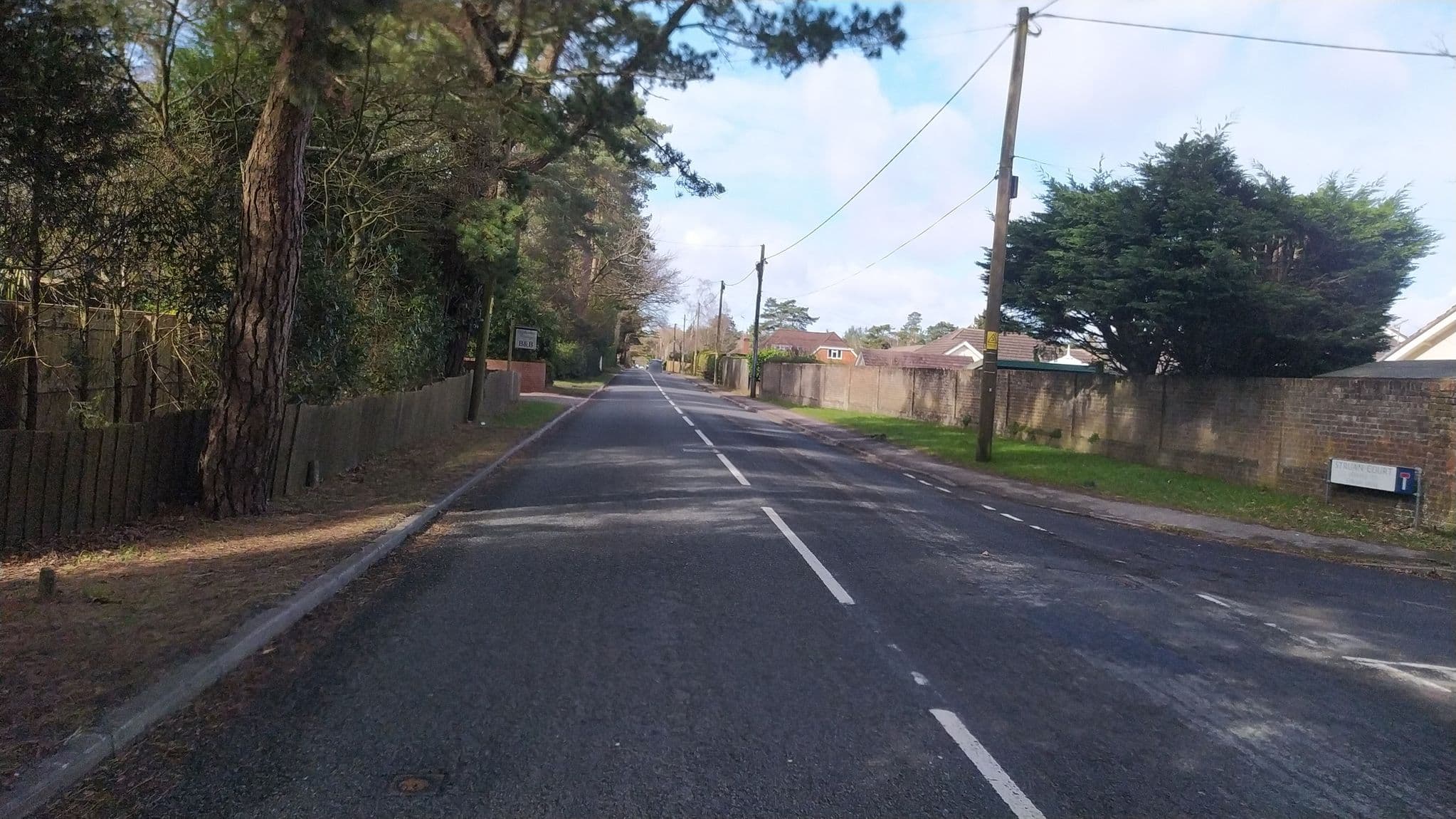 Street view near Petherton Cottage, St Leonards — © noid (CC BY-SA · Mapillary)