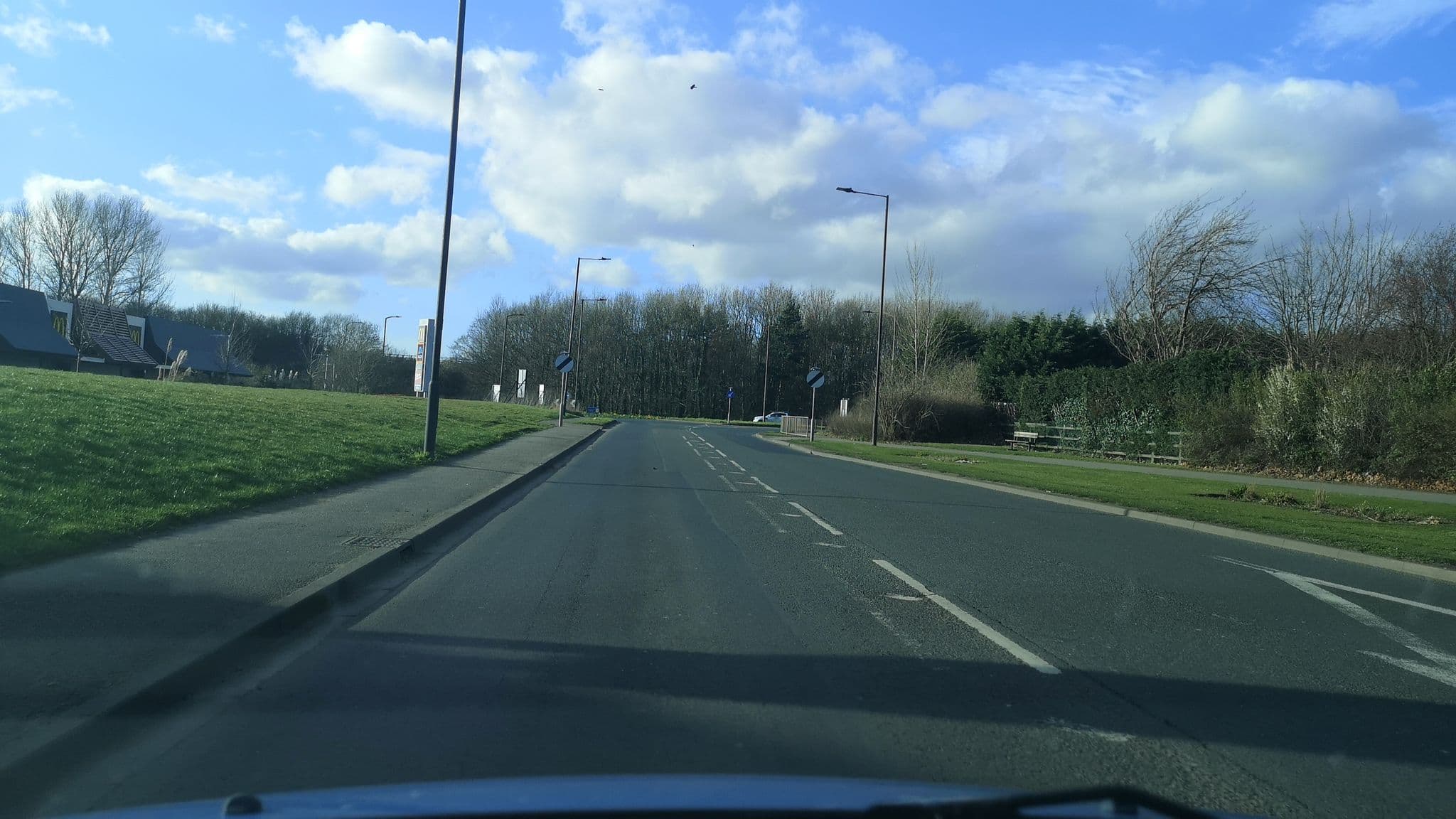 Street view near Kings Chamber by Marston's Inns, Thorne — © cuttlebug (CC BY-SA · Mapillary)