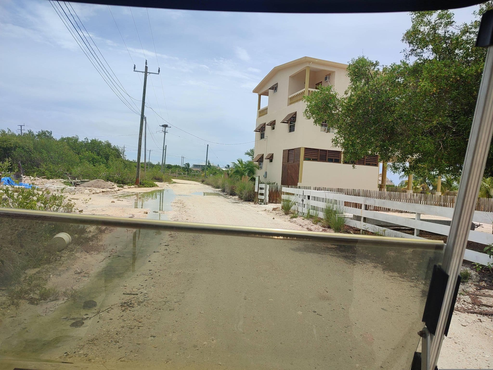 Street view near Casa Conch, San Pedro — © charlieplett (CC BY-SA · Mapillary)