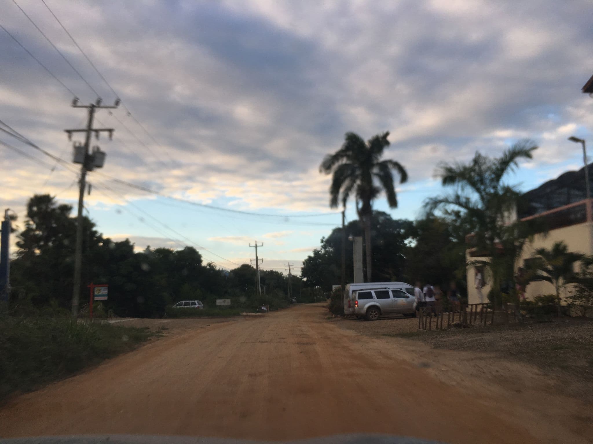 Street view near Beaches & Dreams, Hopkins — © joeclmbr (CC BY-SA · Mapillary)