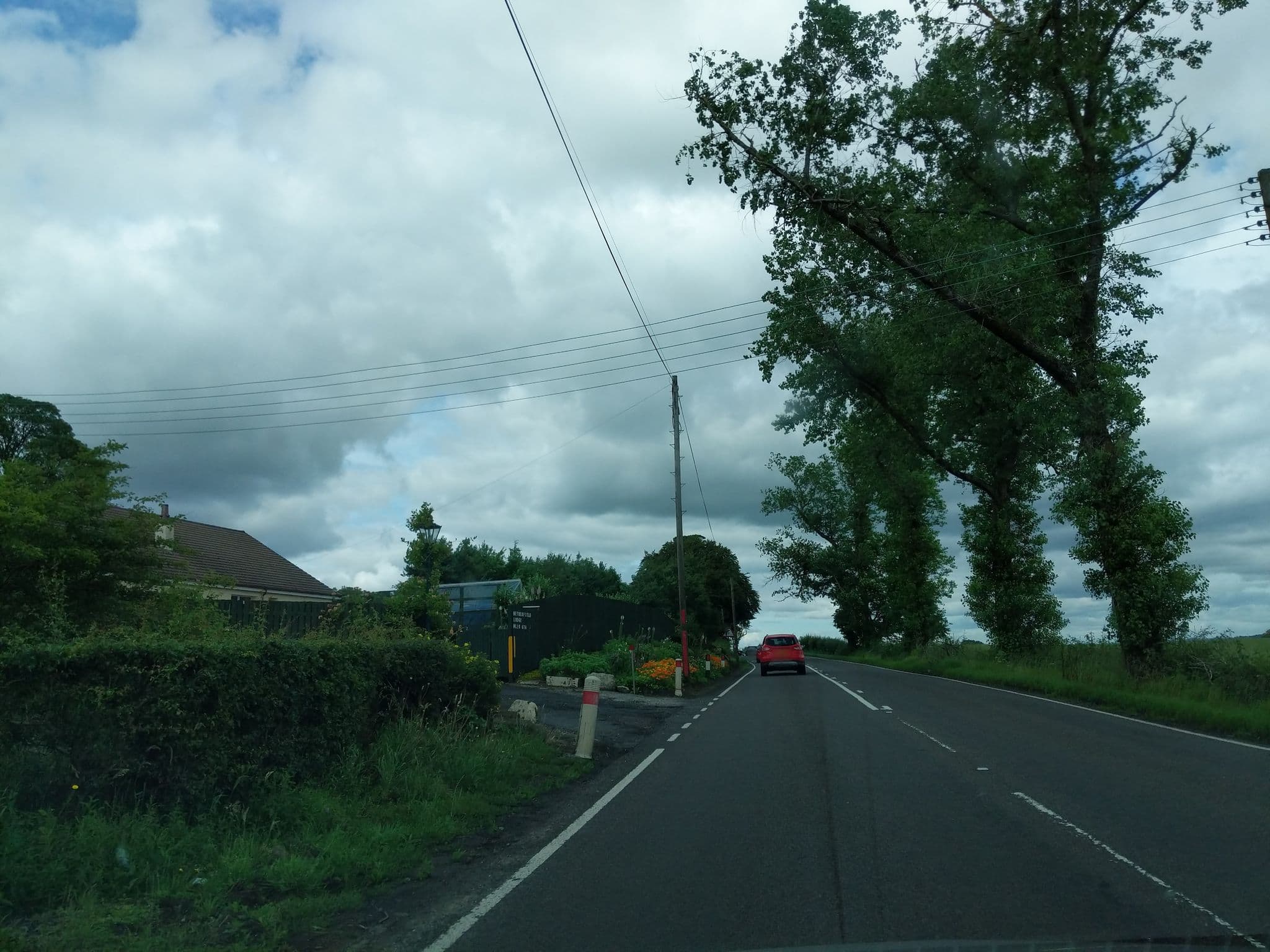 Street view near Bamflatt Farm Bed Breakfast - Family Room, Strathaven — © ccbb7766 (CC BY-SA · Mapillary)