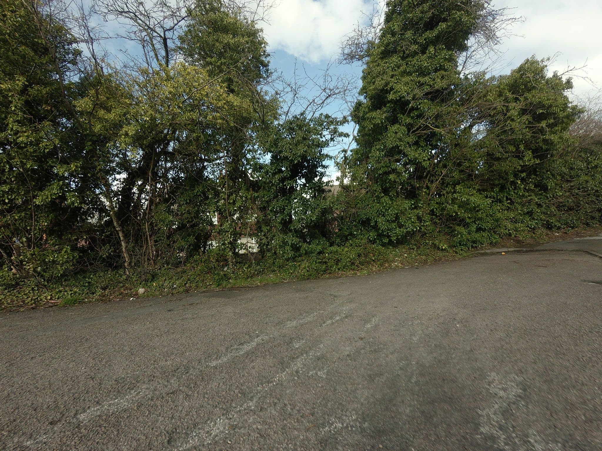 Street view near No.10 Bed & Breakfast, Swanley — © tallguy (CC BY-SA · Mapillary)