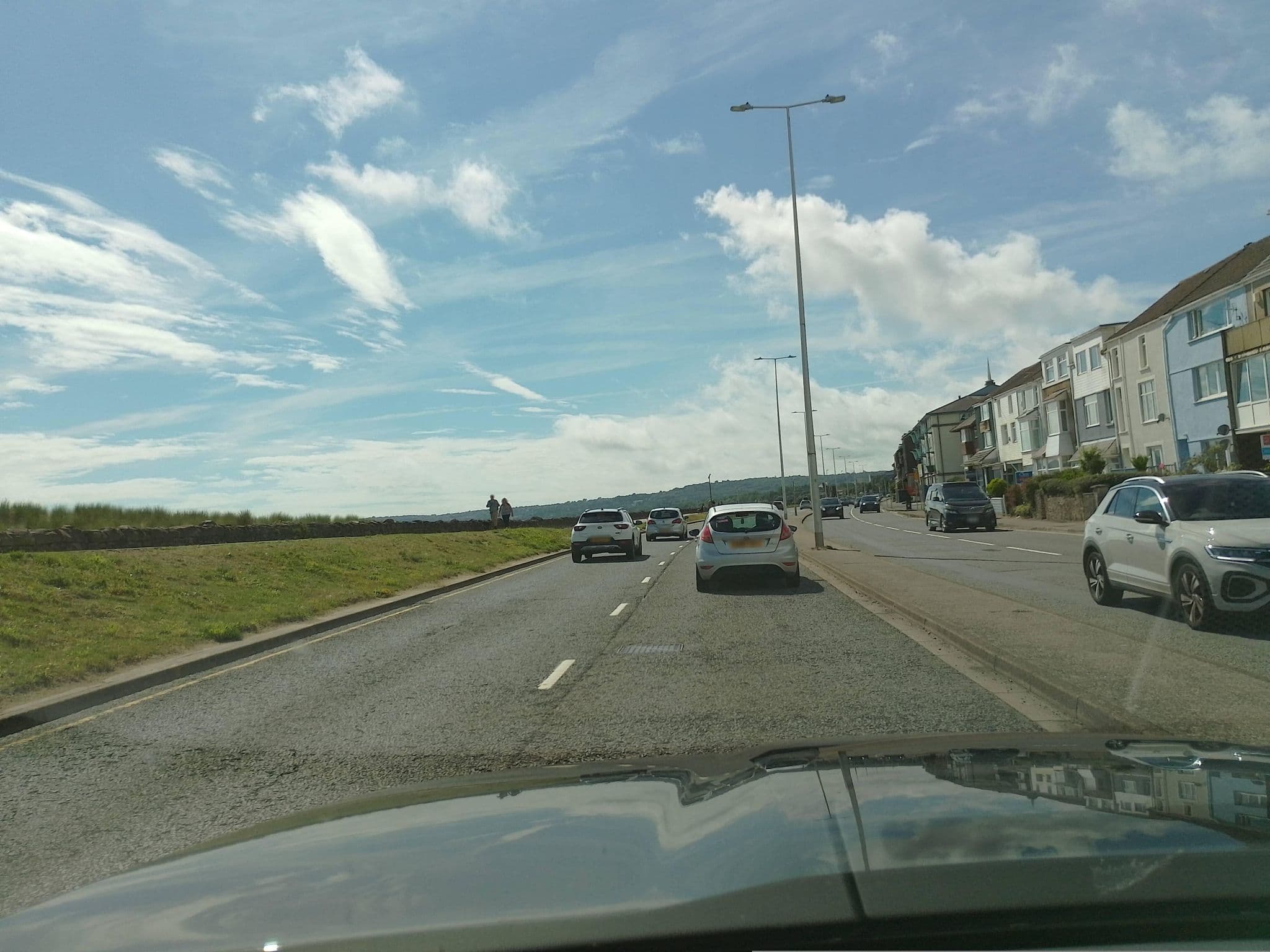 Street view near Hooopers Sandy Beach Guest Rooms, Swansea — © laye (CC BY-SA · Mapillary)