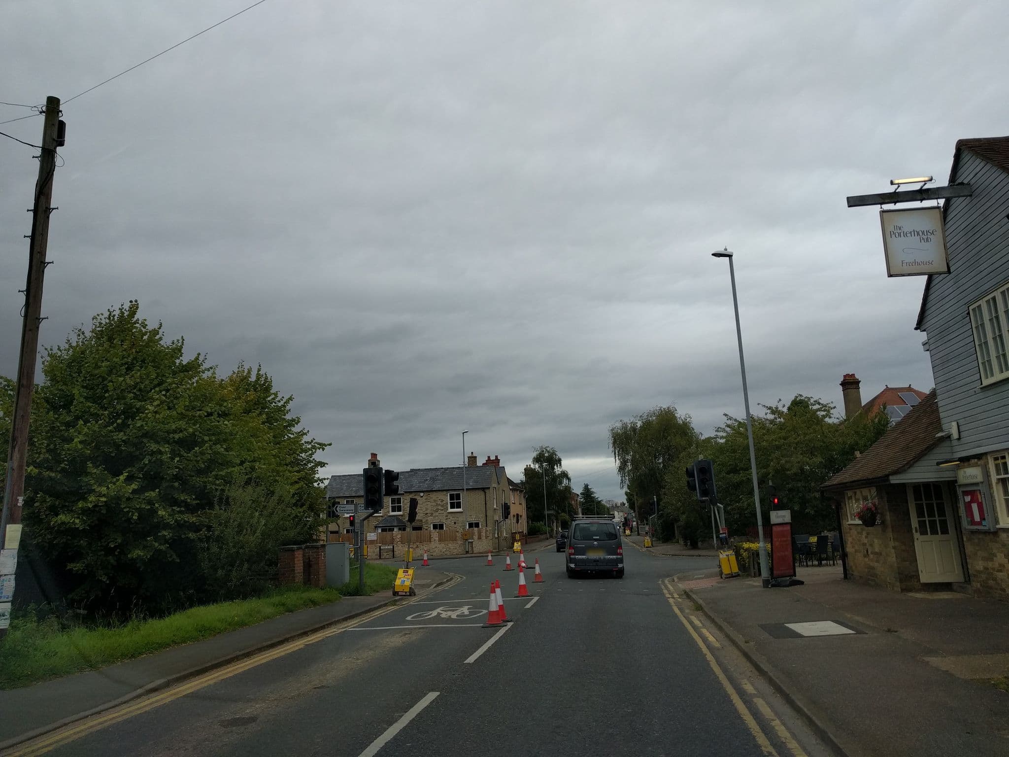 Street view near The Porterhouse Pub, Willingham — © adam2 (CC BY-SA · Mapillary)