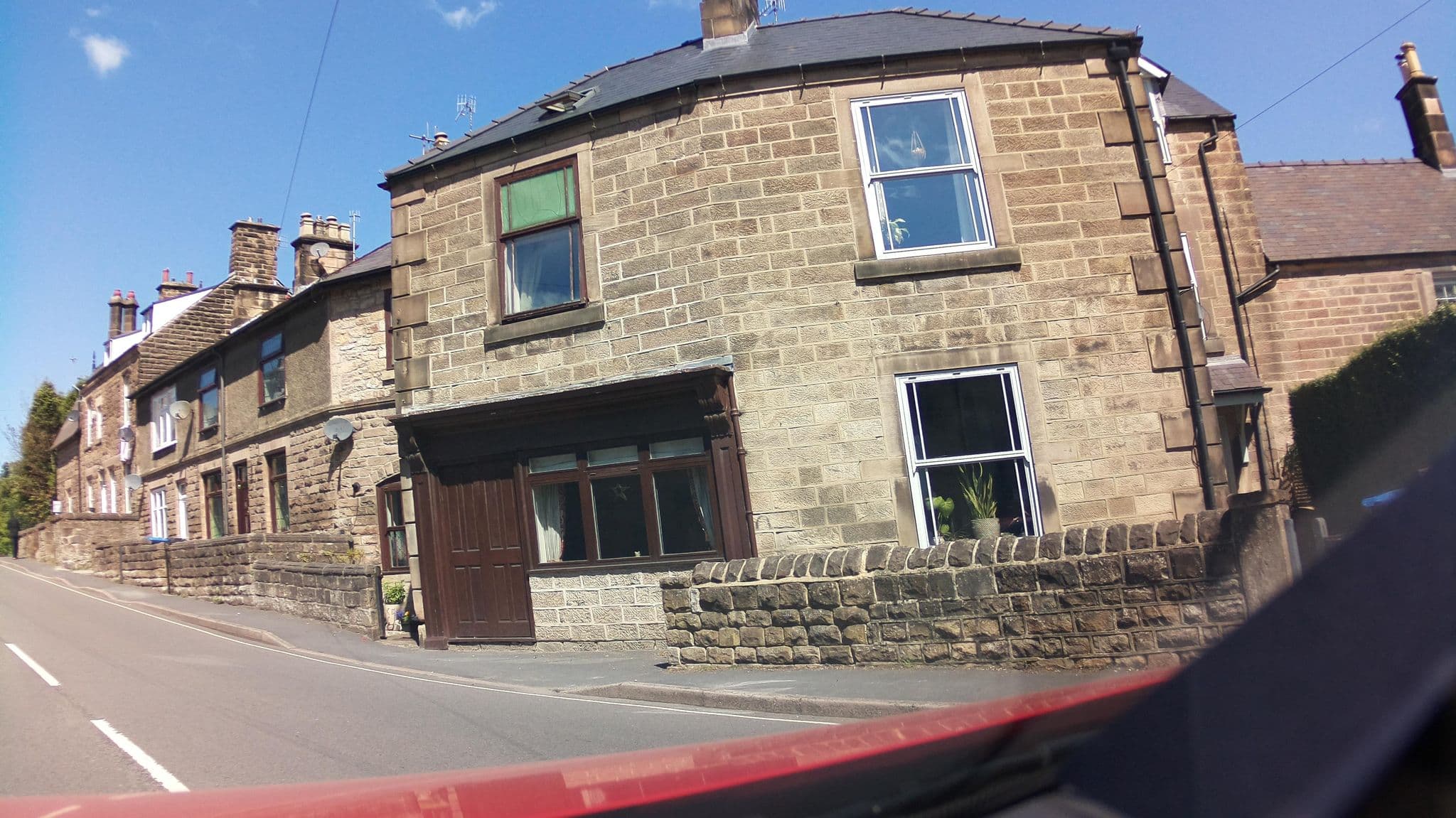 Street view near The Red Lion, Matlock — © southglos (CC BY-SA · Mapillary)