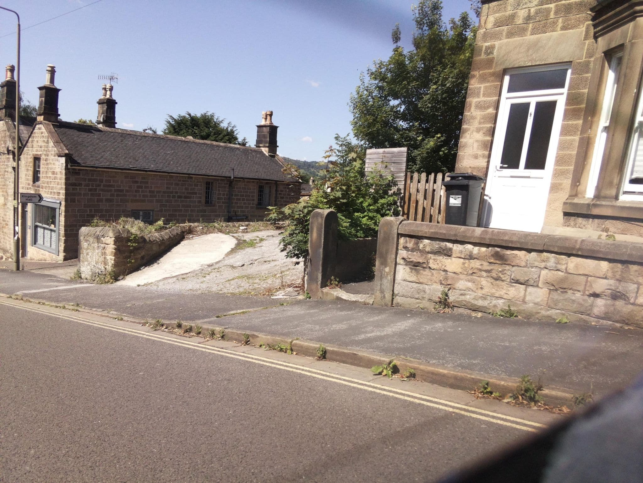 Street view near Yew Tree Cottage - Entire Place, Matlock — © southglos (CC BY-SA · Mapillary)