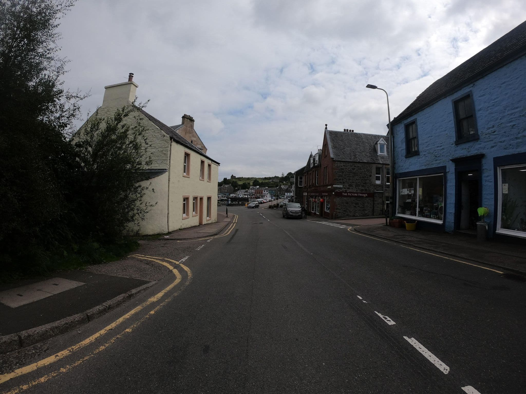 Street view near The Rest, Tarbert — © joostjakob (CC BY-SA · Mapillary)