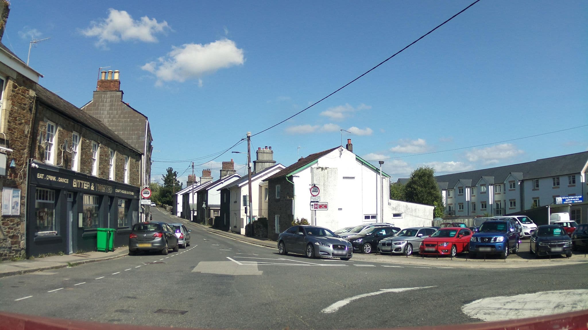 Street view near Duke of York Hotel, Tavistock — © southglos (CC BY-SA · Mapillary)