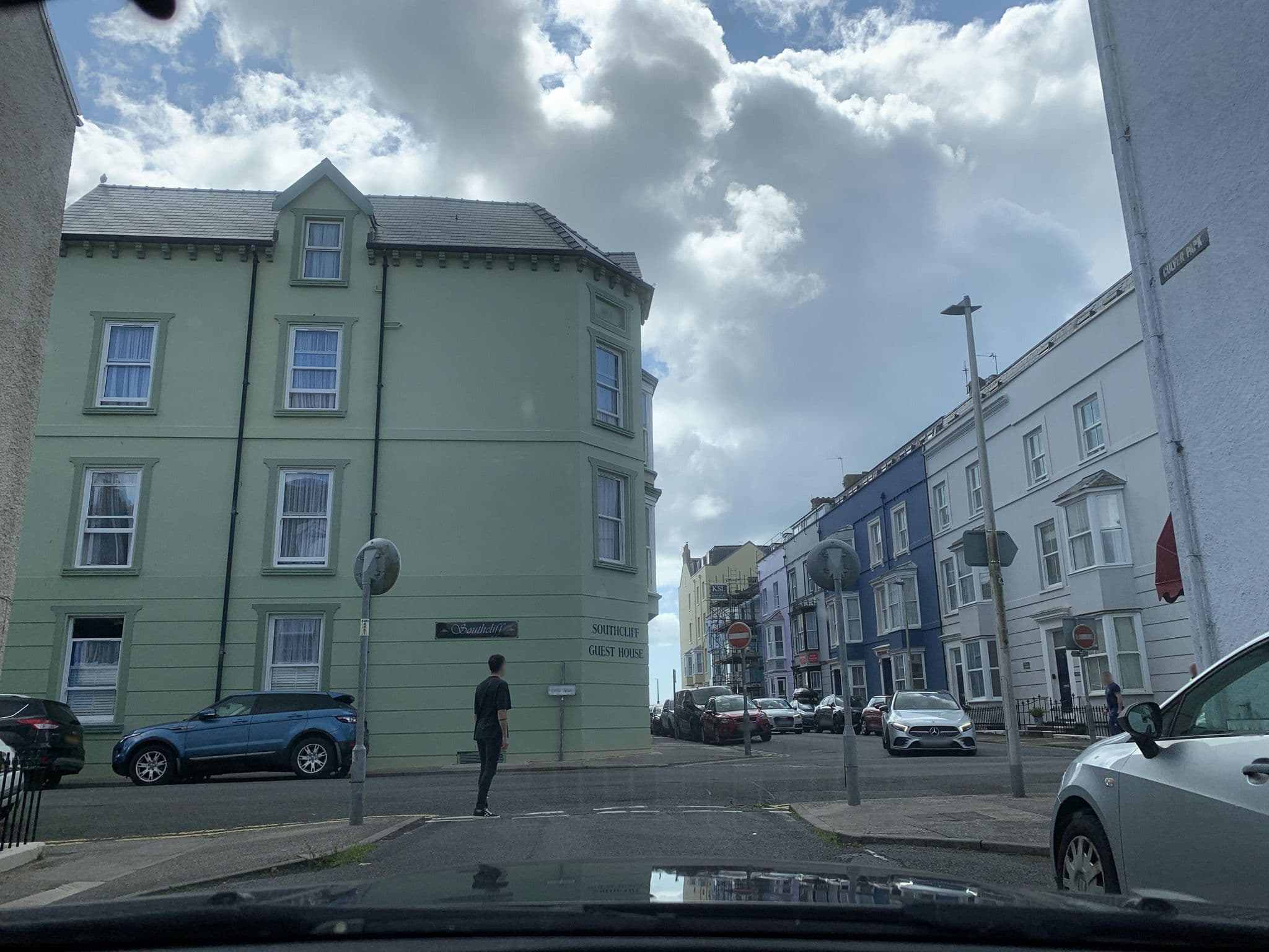 Street view near Rose Cottage, Tenby — © laye (CC BY-SA · Mapillary)