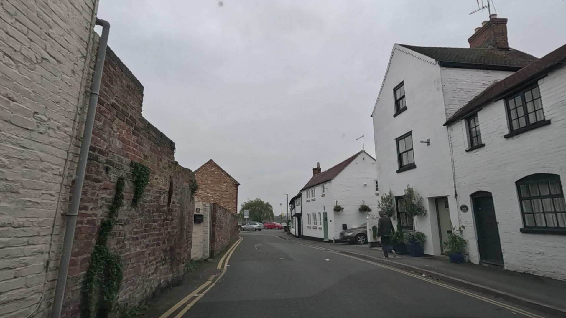 Street view near Abbey Hotel, Tewkesbury — © editid (CC BY-SA · Mapillary)