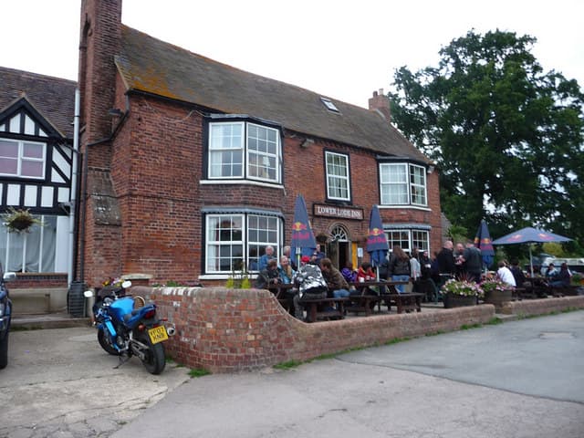 Lower Lode Inn (via Wikimedia Commons, CC BY-SA 2.0)