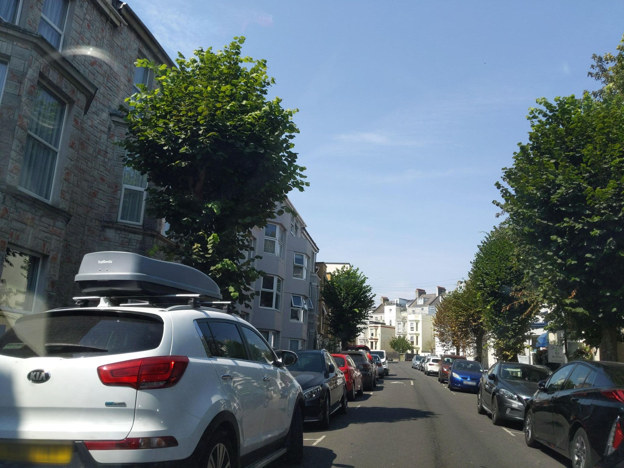 Street view near The Caraneal guesthouse, Plymouth — © WaggyDog (CC BY-SA · Mapillary)