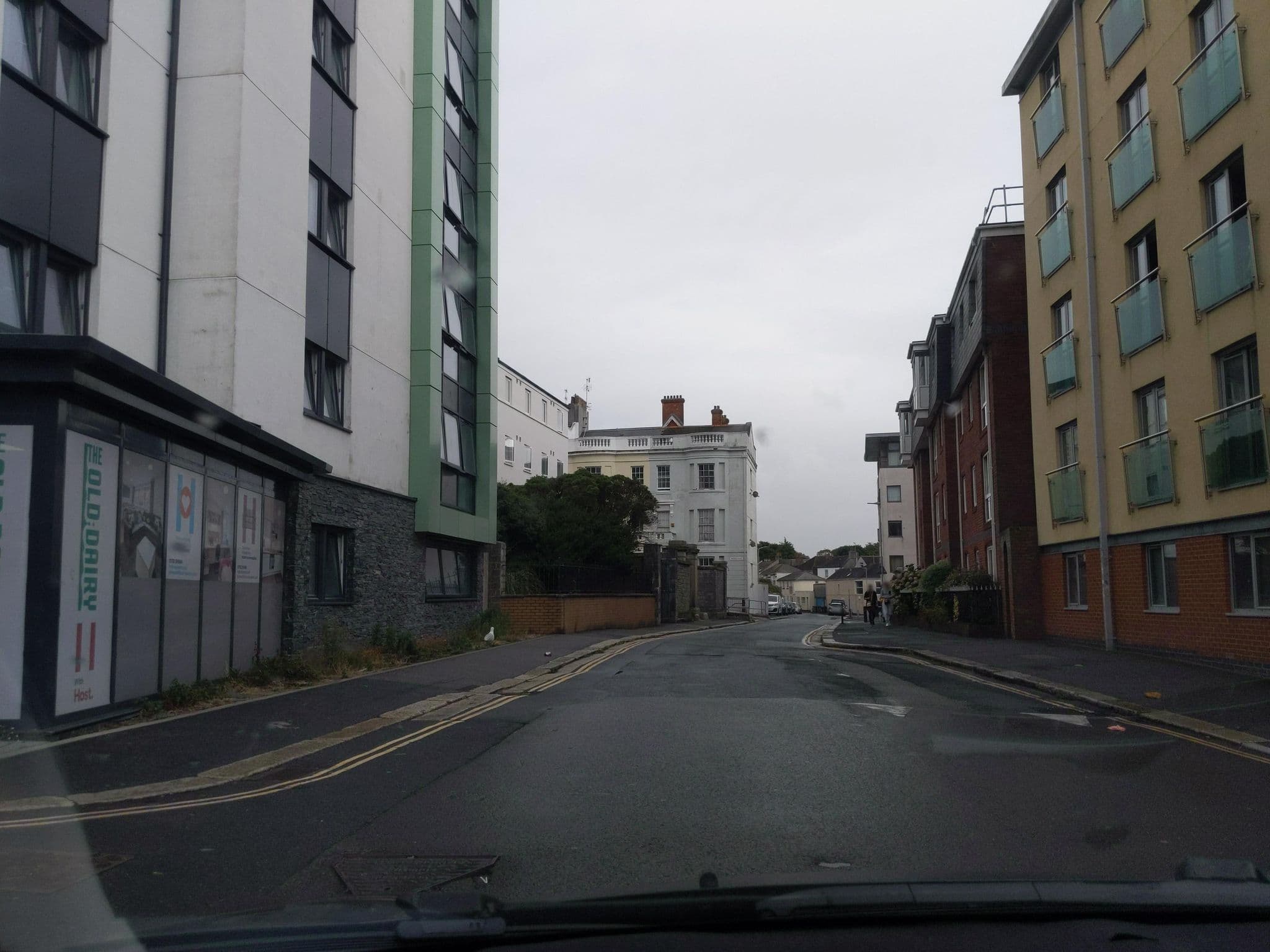 Street view near Zeni Ensuite, in Plymouth, Plymouth — © WaggyDog (CC BY-SA · Mapillary)