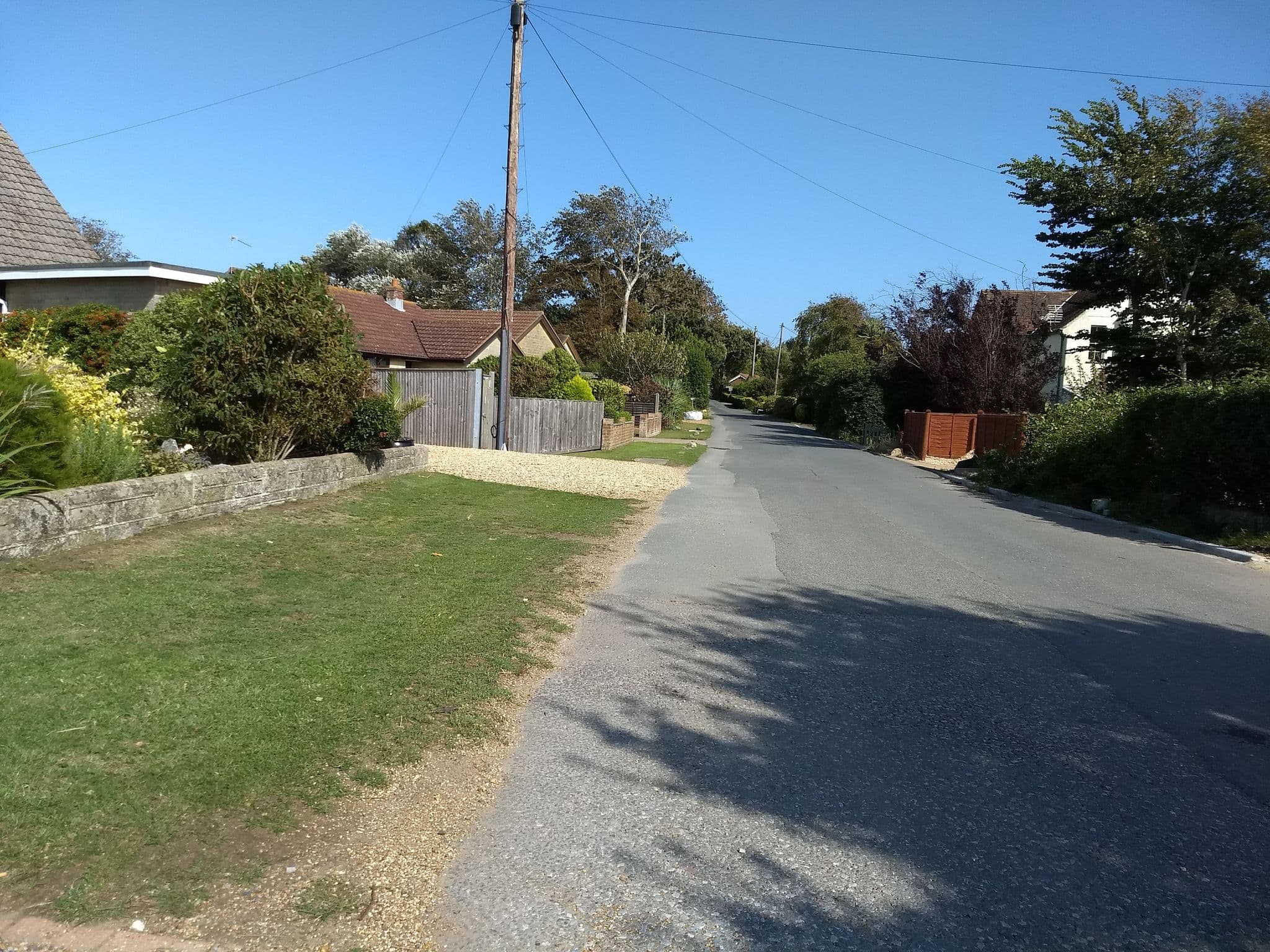 Street view near 3 Bed in Freshwater oc-79039 - Entire Place, Totland — © mappernerd (CC BY-SA · Mapillary)