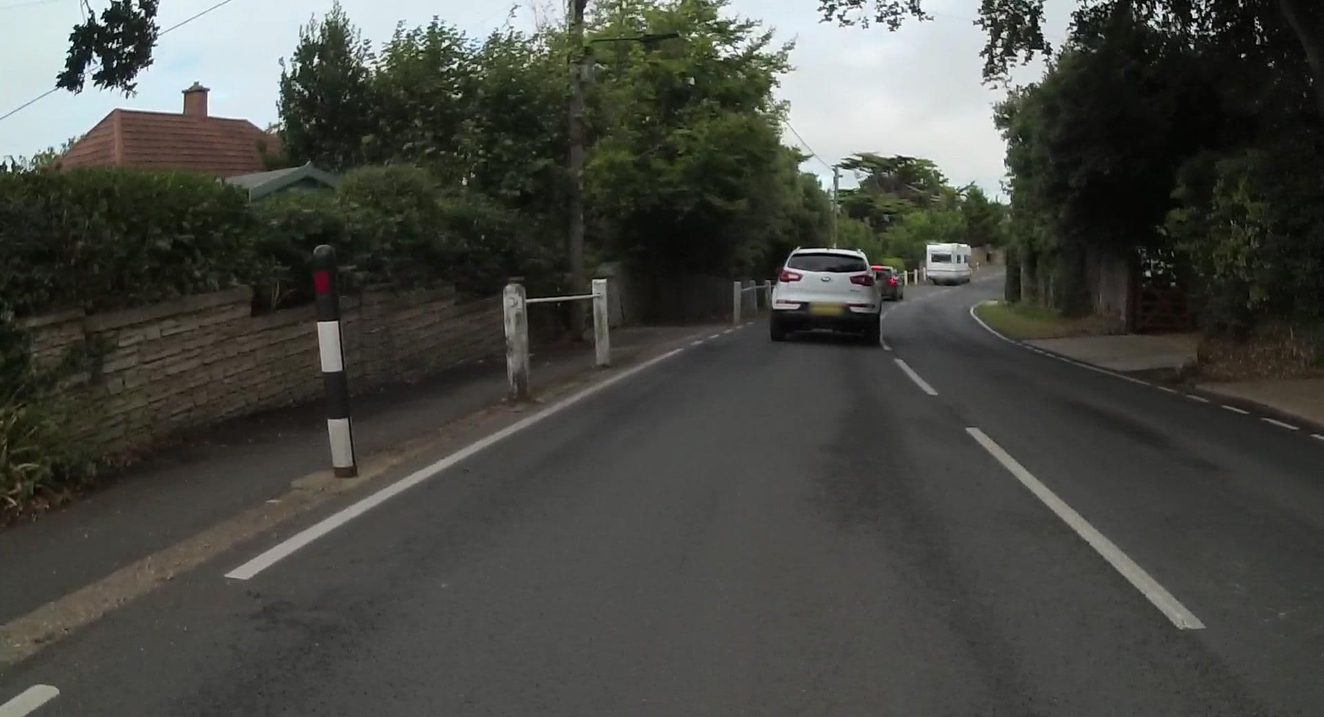 Street view near Mulberry Lodge - Entire Place, Totland — © jpennycook (CC BY-SA · Mapillary)