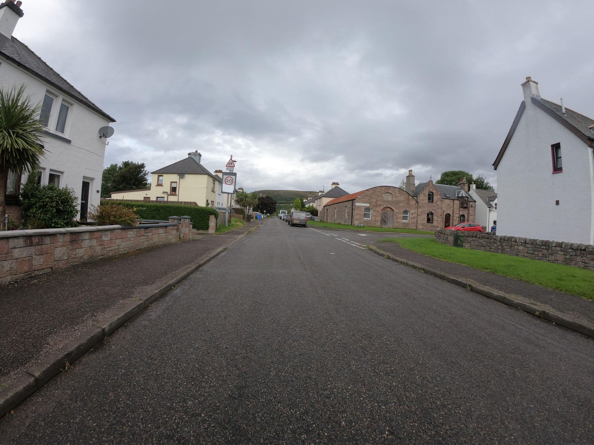Street view near Suilven, Ullapool