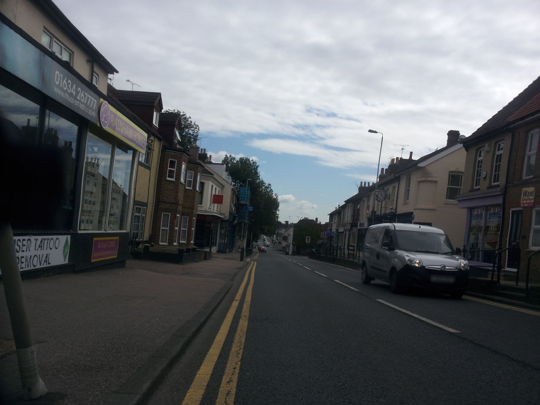 Street view near 2 Bedroom Modern house - Entire Place, Upchurch — © paulbiv (CC BY-SA · Mapillary)