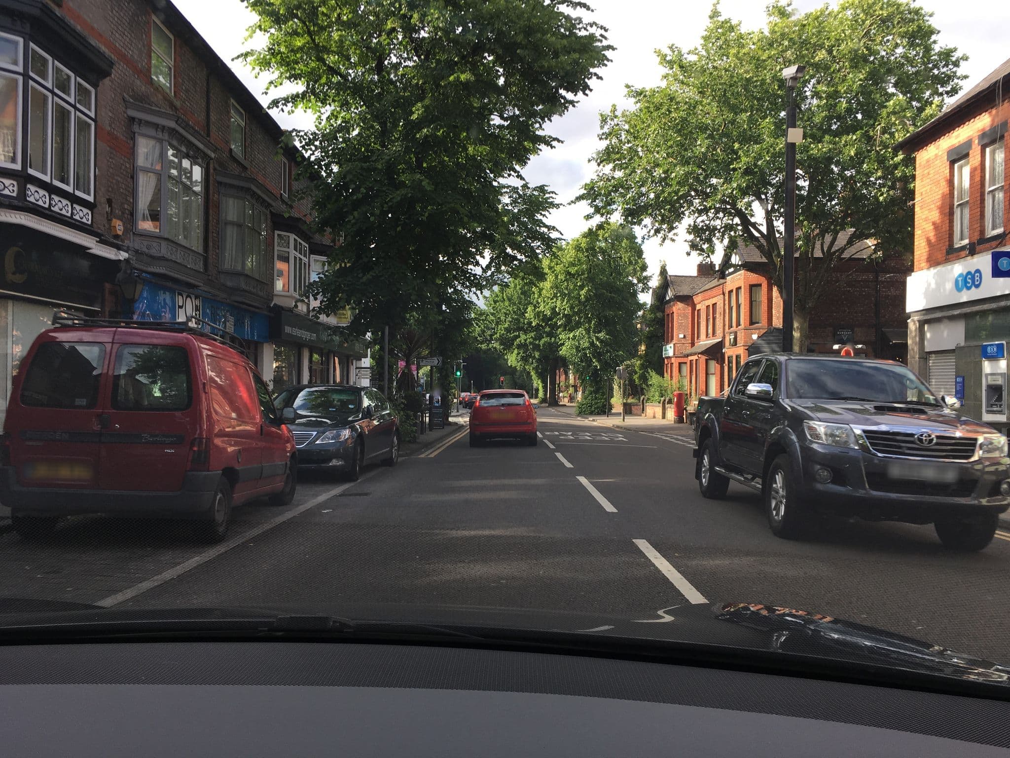 Street view near Luxury Africa, Urmston — © julianlb (CC BY-SA · Mapillary)