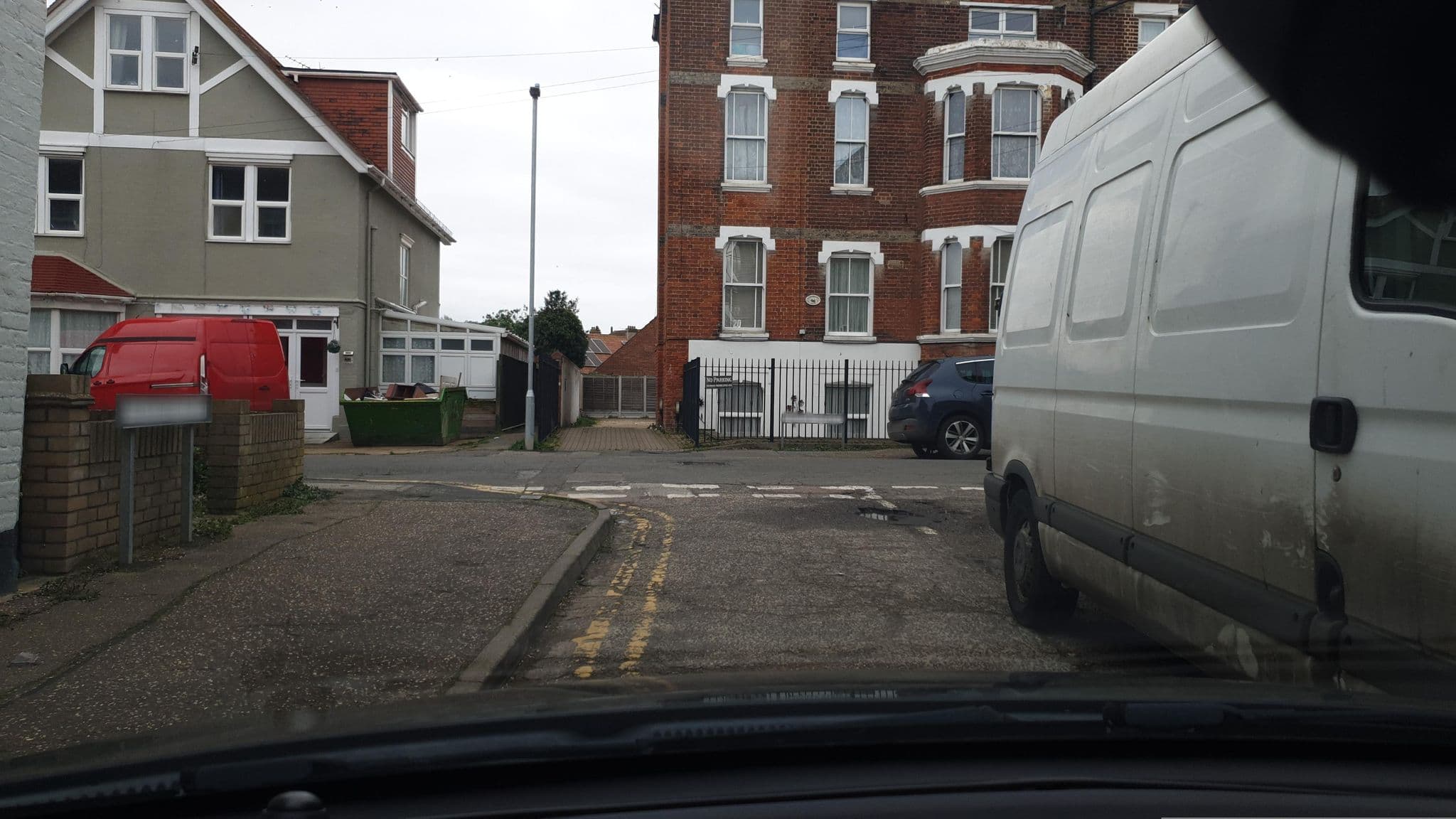 Street view near Coastal Accommodation, Walton-on-the-Naze — © edloach (CC BY-SA · Mapillary)