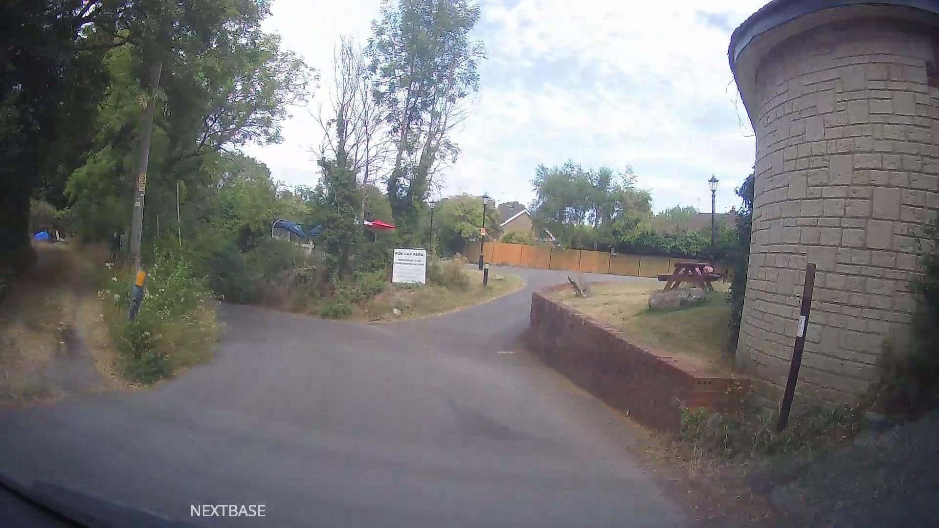 Street view near The Village Inn, Liddington, Wanborough — © swinetown (CC BY-SA · Mapillary)