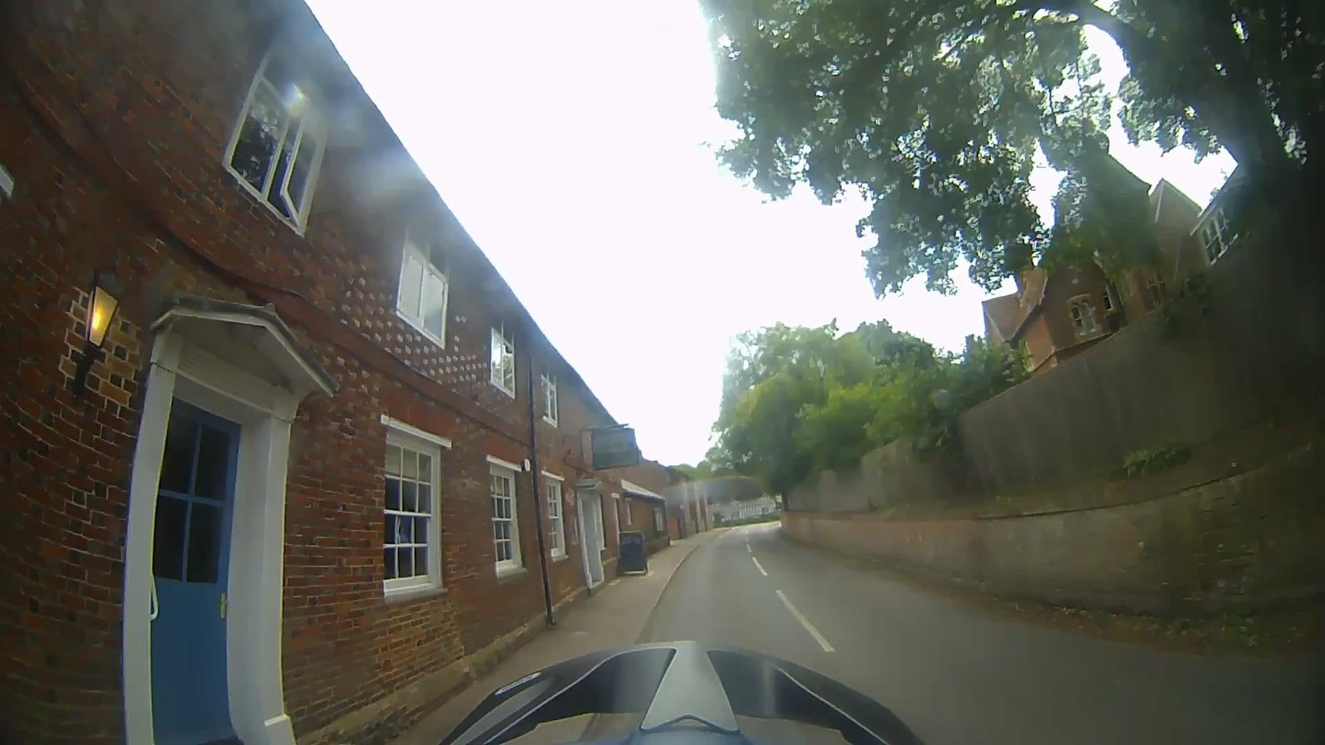 Street view near The Greyhound Inn, Wantage — © jpennycook (CC BY-SA · Mapillary)