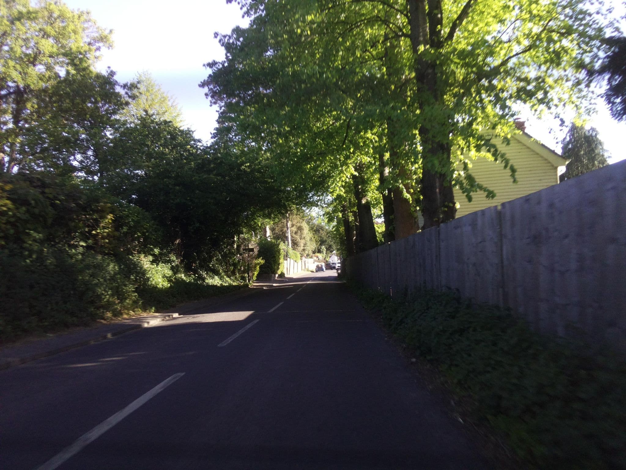 Street view near Hennerton Island, Wargrave — © southglos (CC BY-SA · Mapillary)