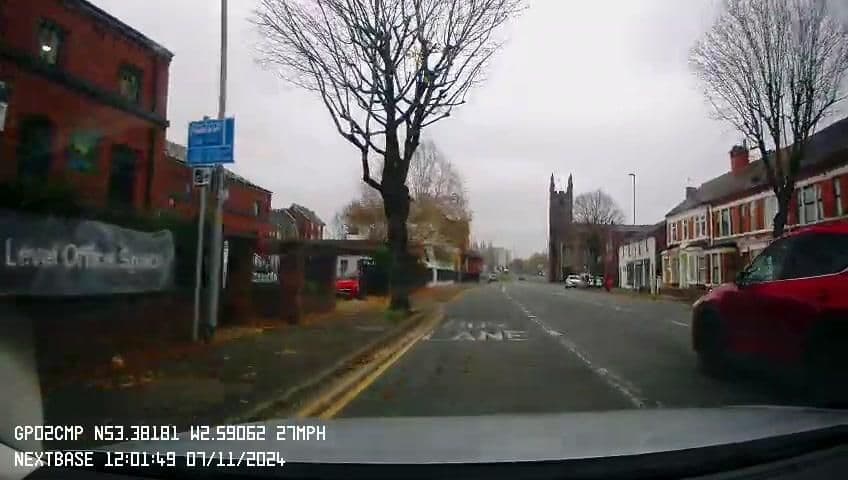 Street view near Laburnham Guest House, Warrington — © mapillarygelec (CC BY-SA · Mapillary)