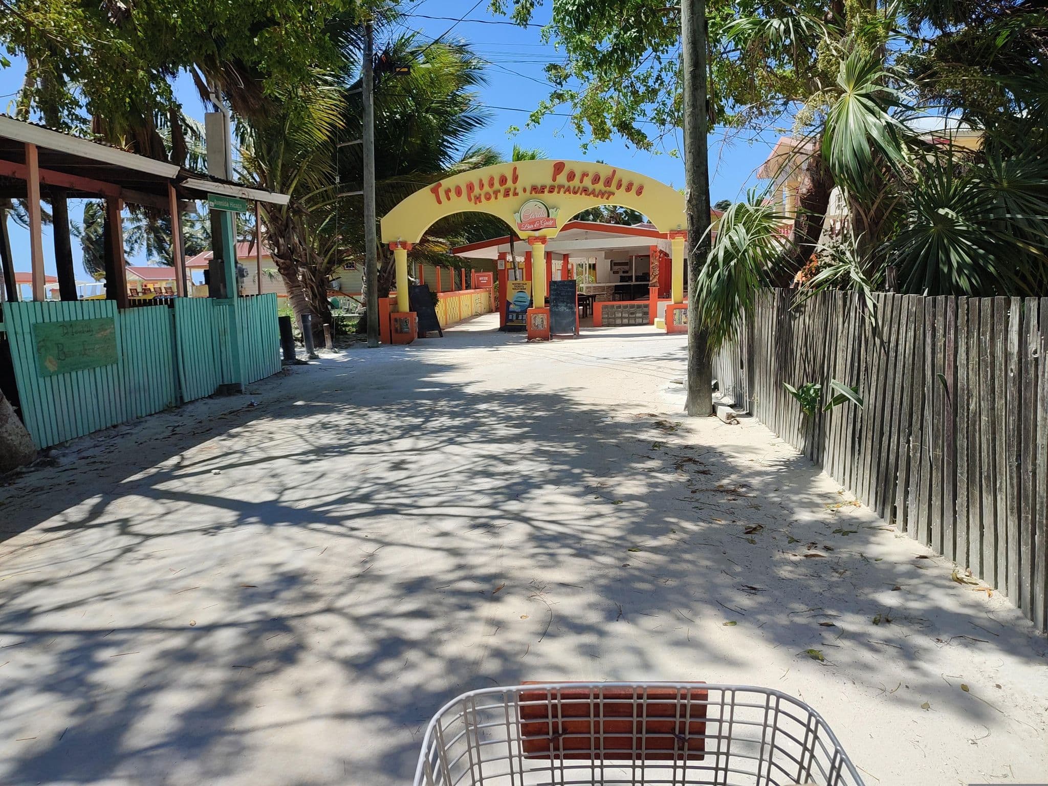 Street view near Morgans Hotel, Caye Caulker — © charlieplett (CC BY-SA · Mapillary)