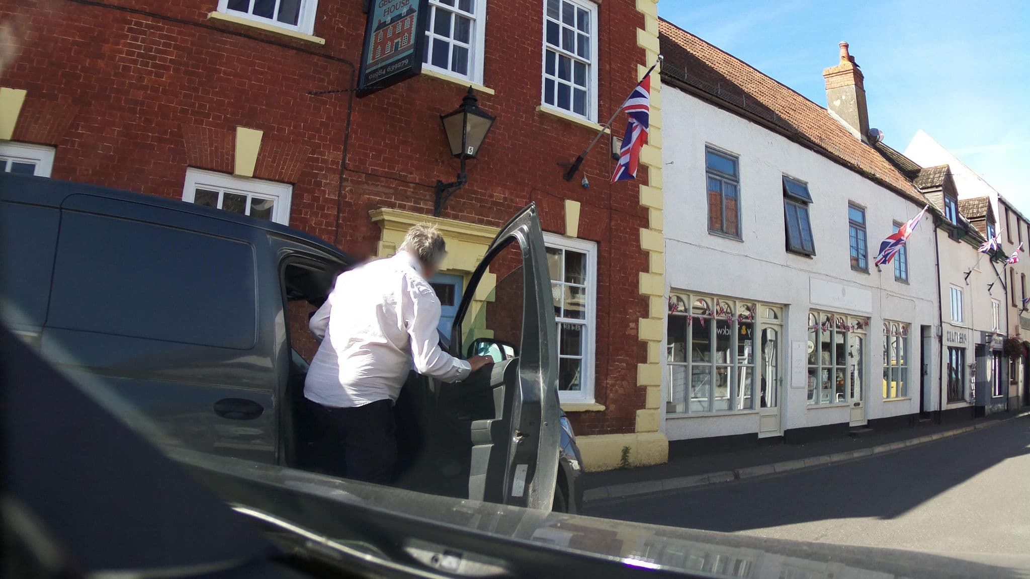 Street view near The Georgian House, Watchet — © southglos (CC BY-SA · Mapillary)