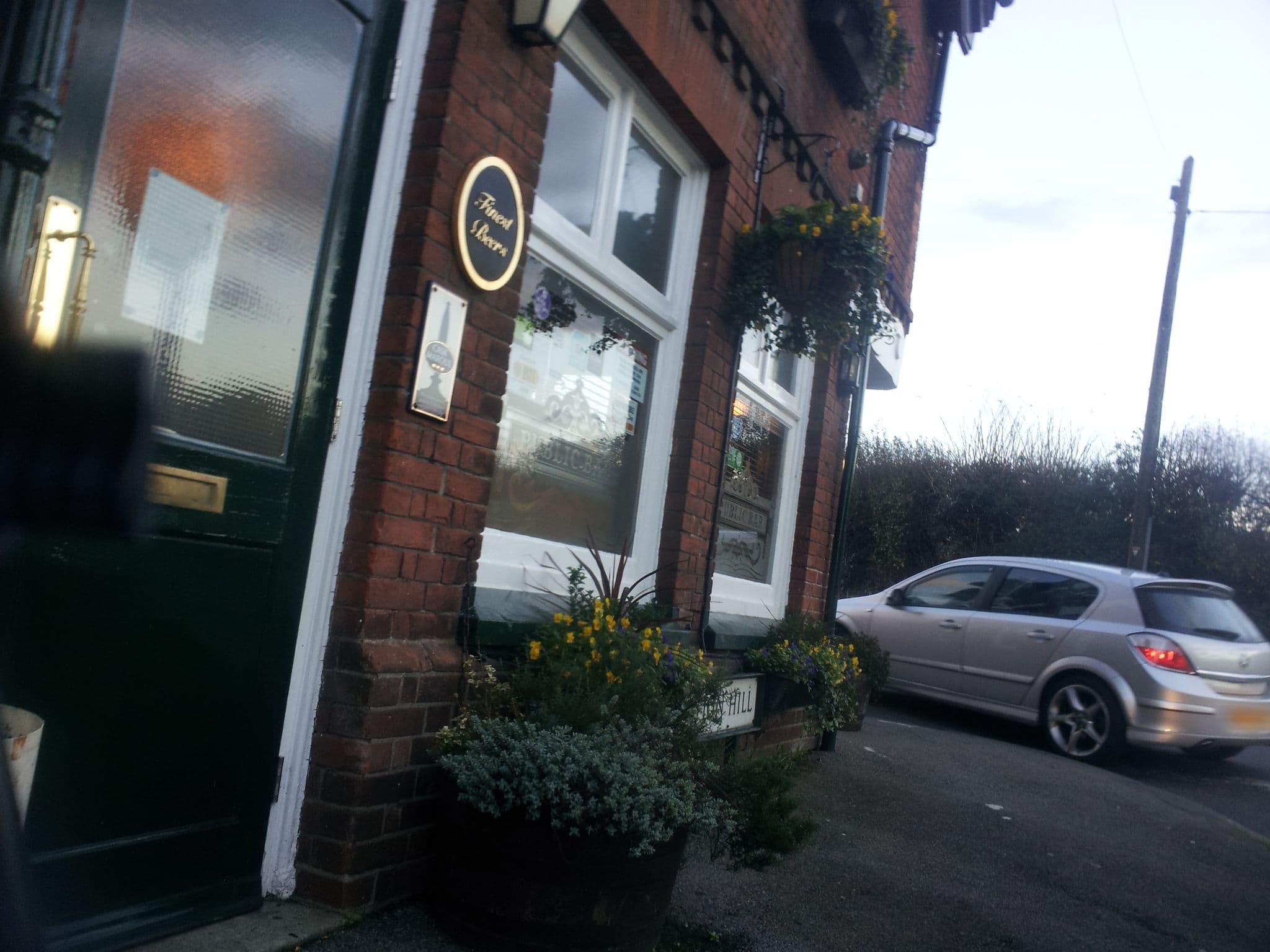 Street view near The Bull Inn, East Farleigh, Maidstone — © paulbiv (CC BY-SA · Mapillary)