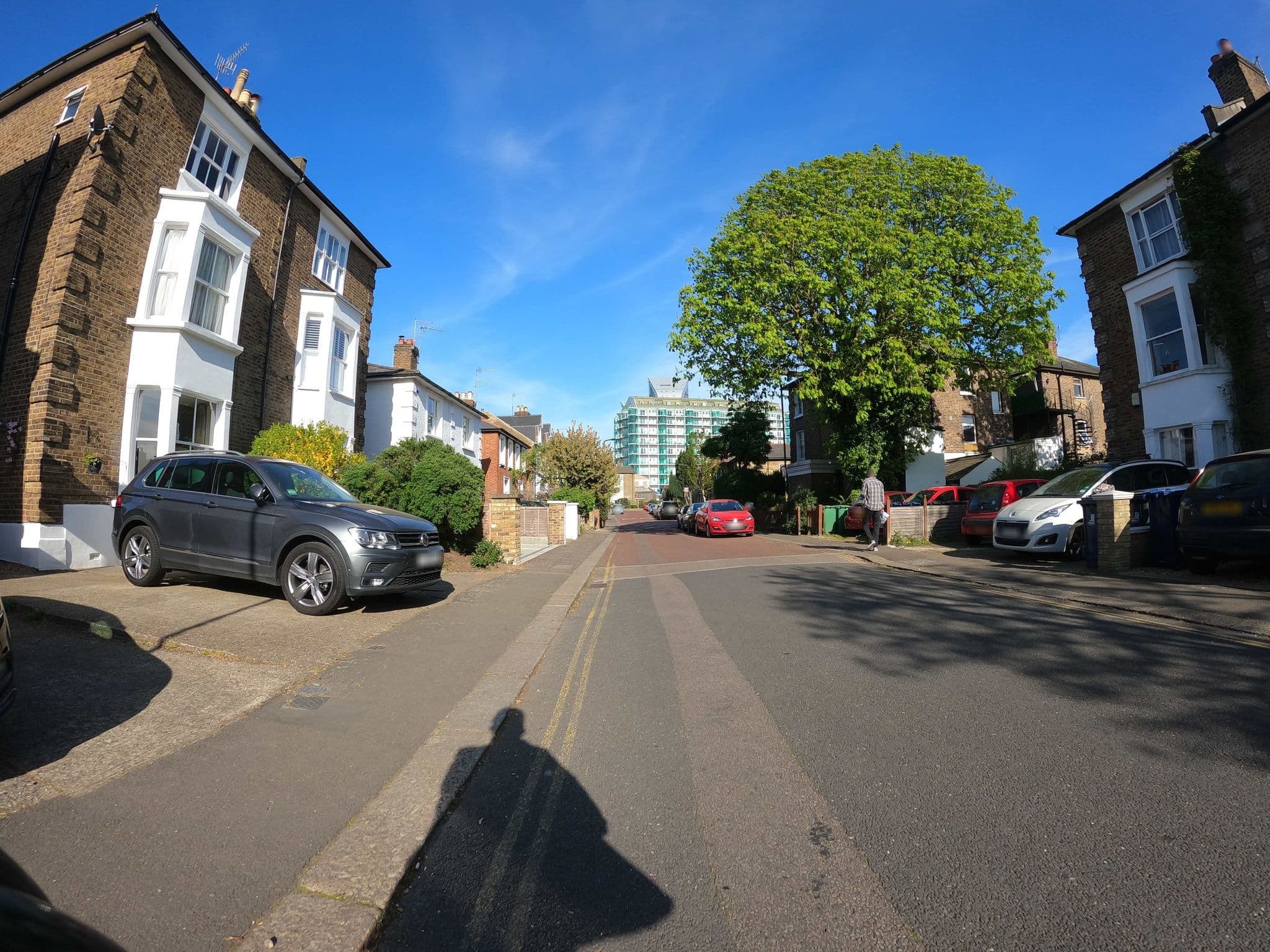 Street view near Lucy's Bed & Breakfast, West Ealing — © milhouse (CC BY-SA · Mapillary)